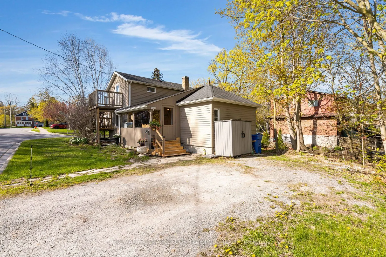 621 Lydia Street