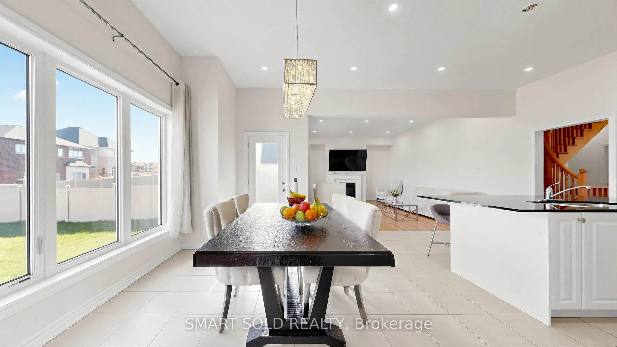 8 Slater Court