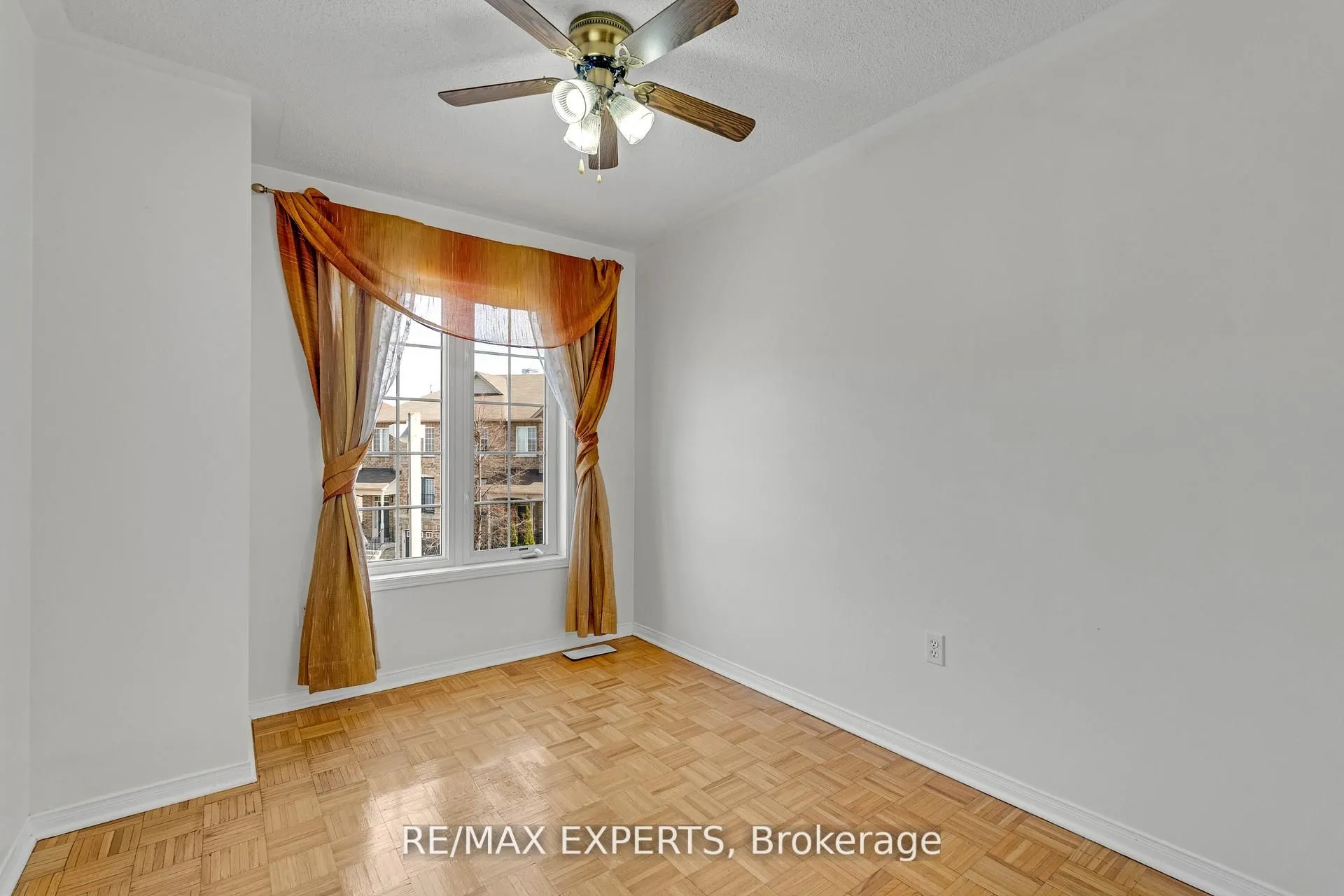 19 Foxchase Avenue #61