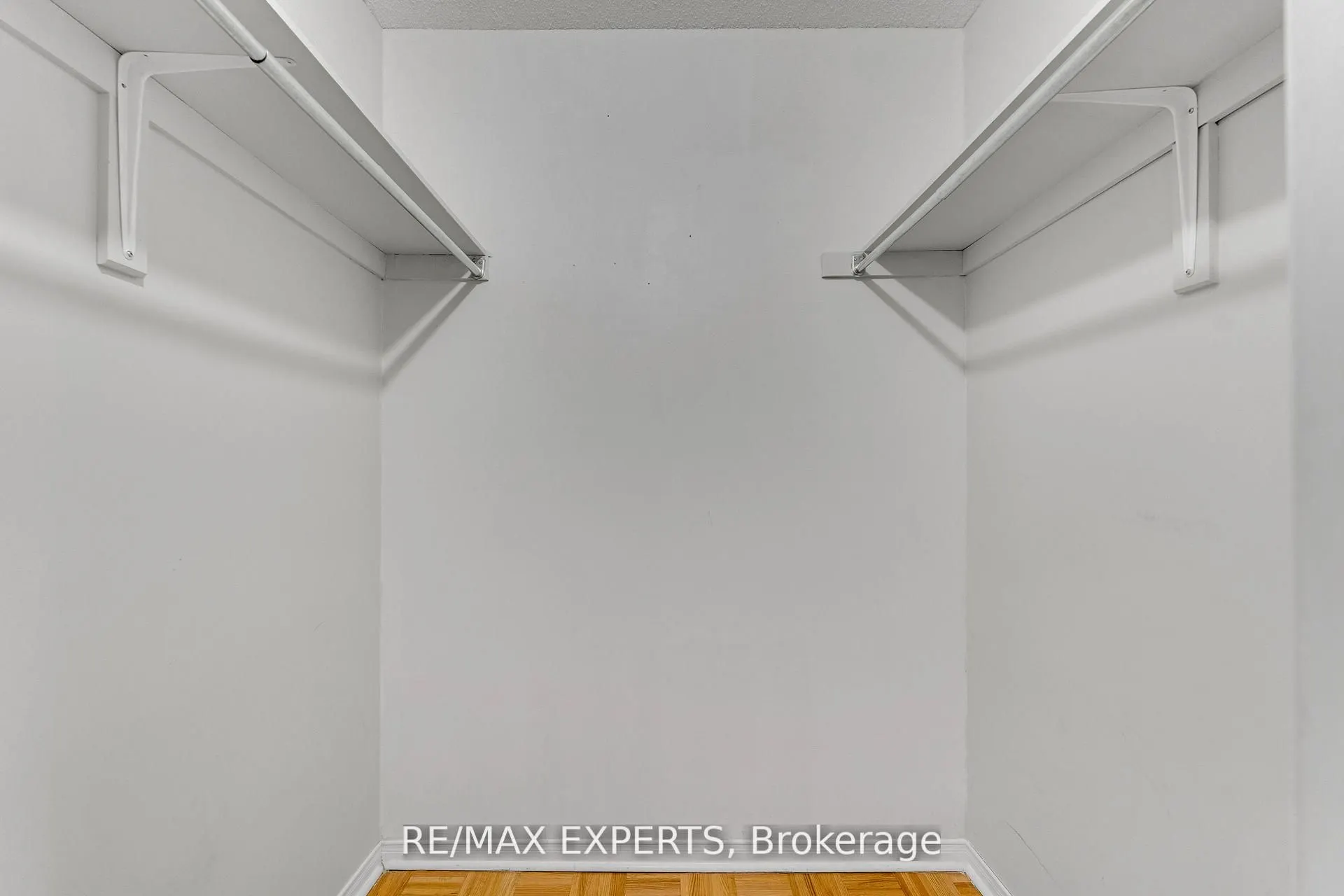 19 Foxchase Avenue #61