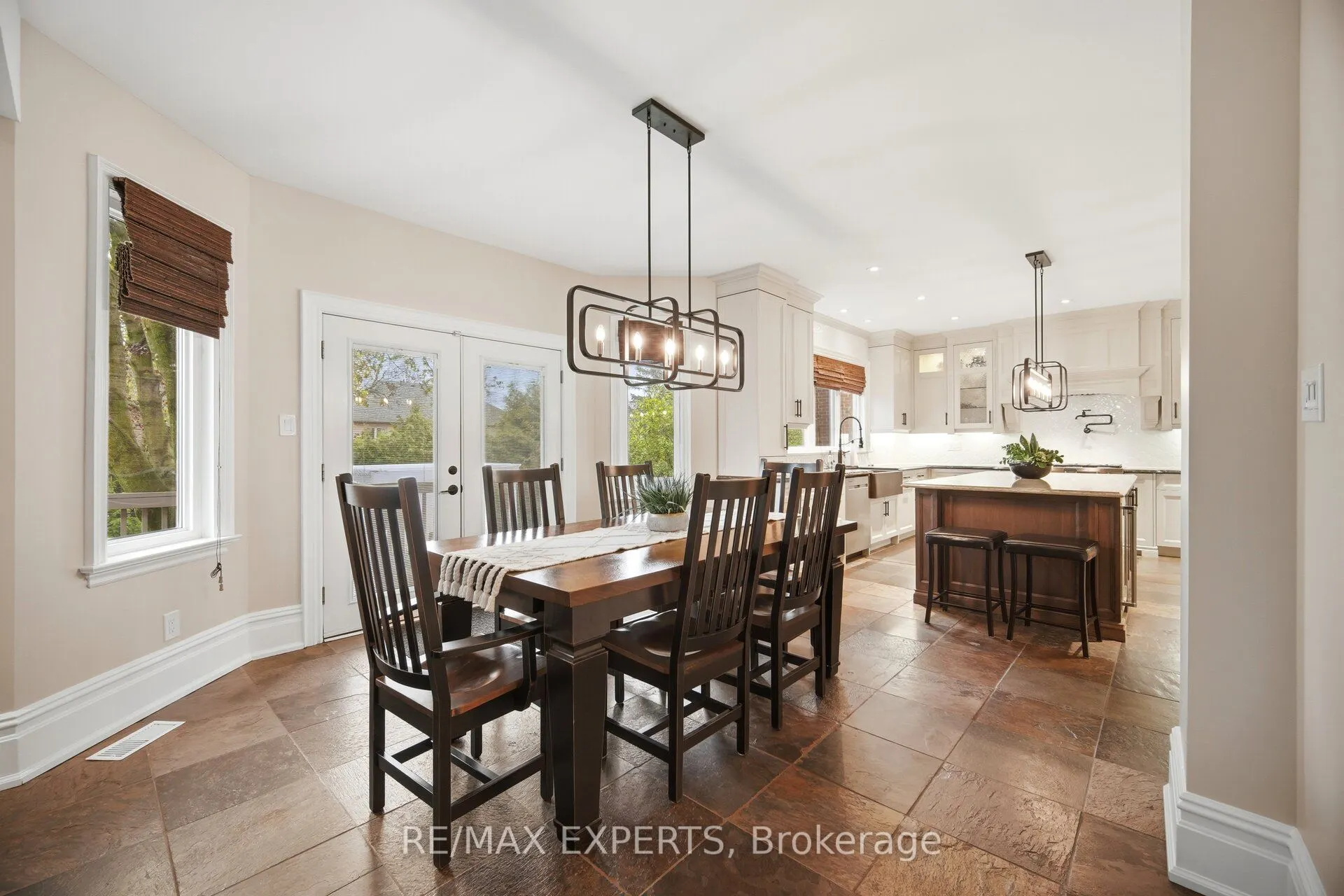 904 Damascus Court