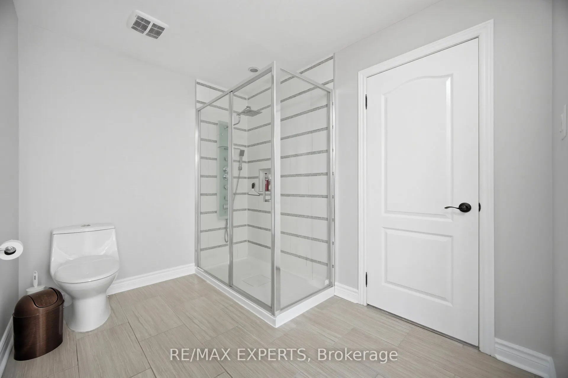 904 Damascus Court