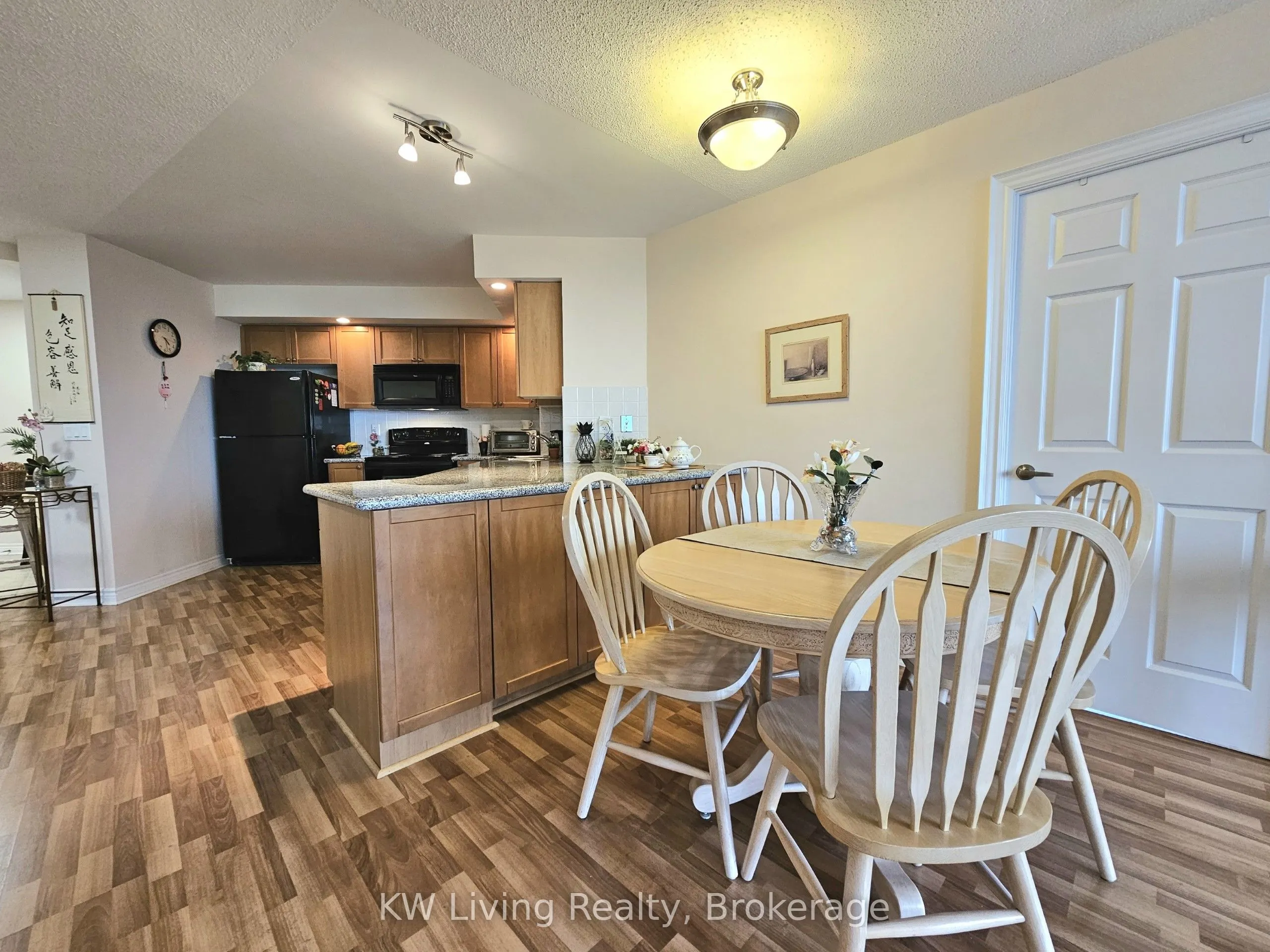 33 Cox Boulevard #1117