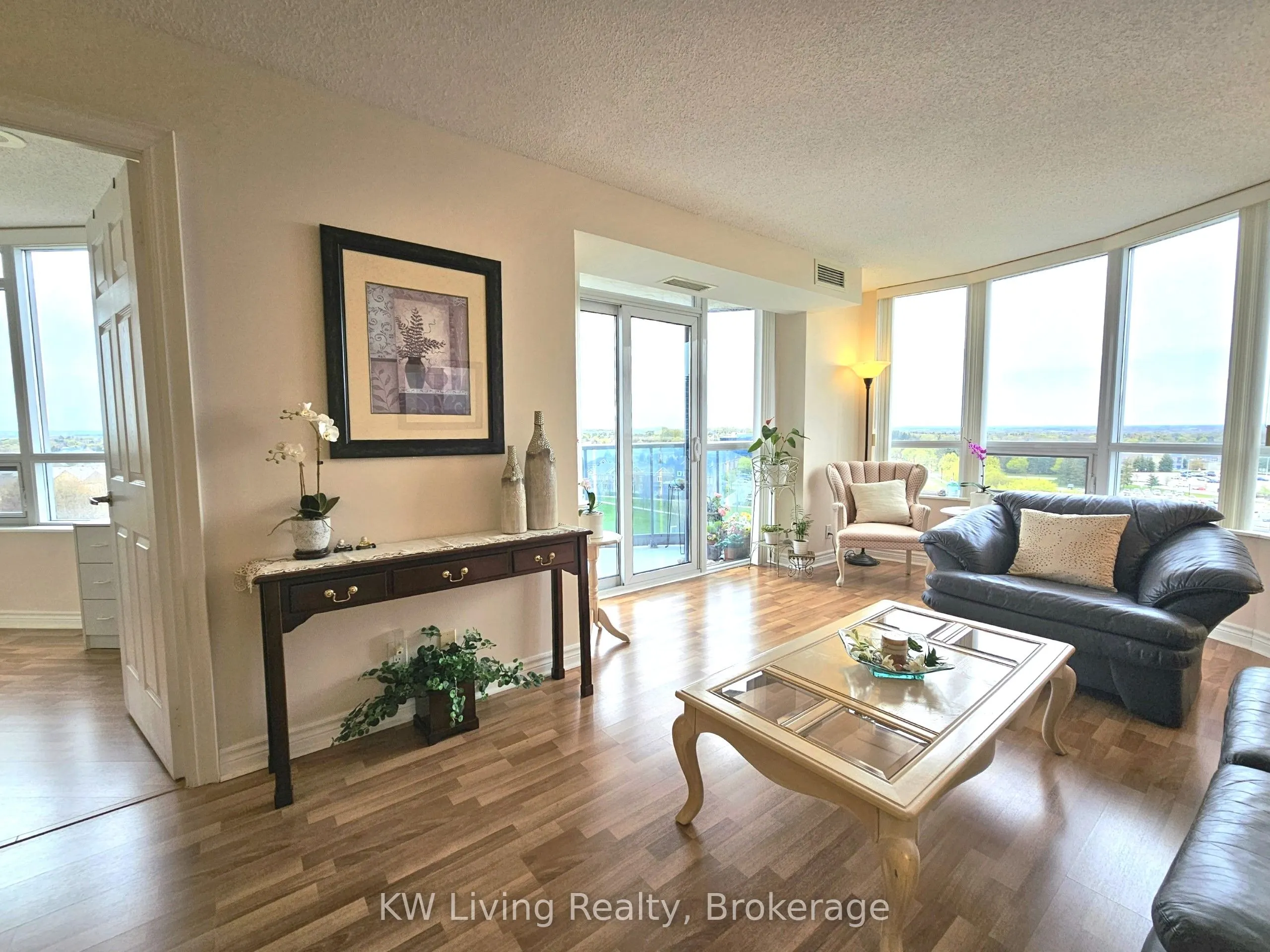 33 Cox Boulevard #1117