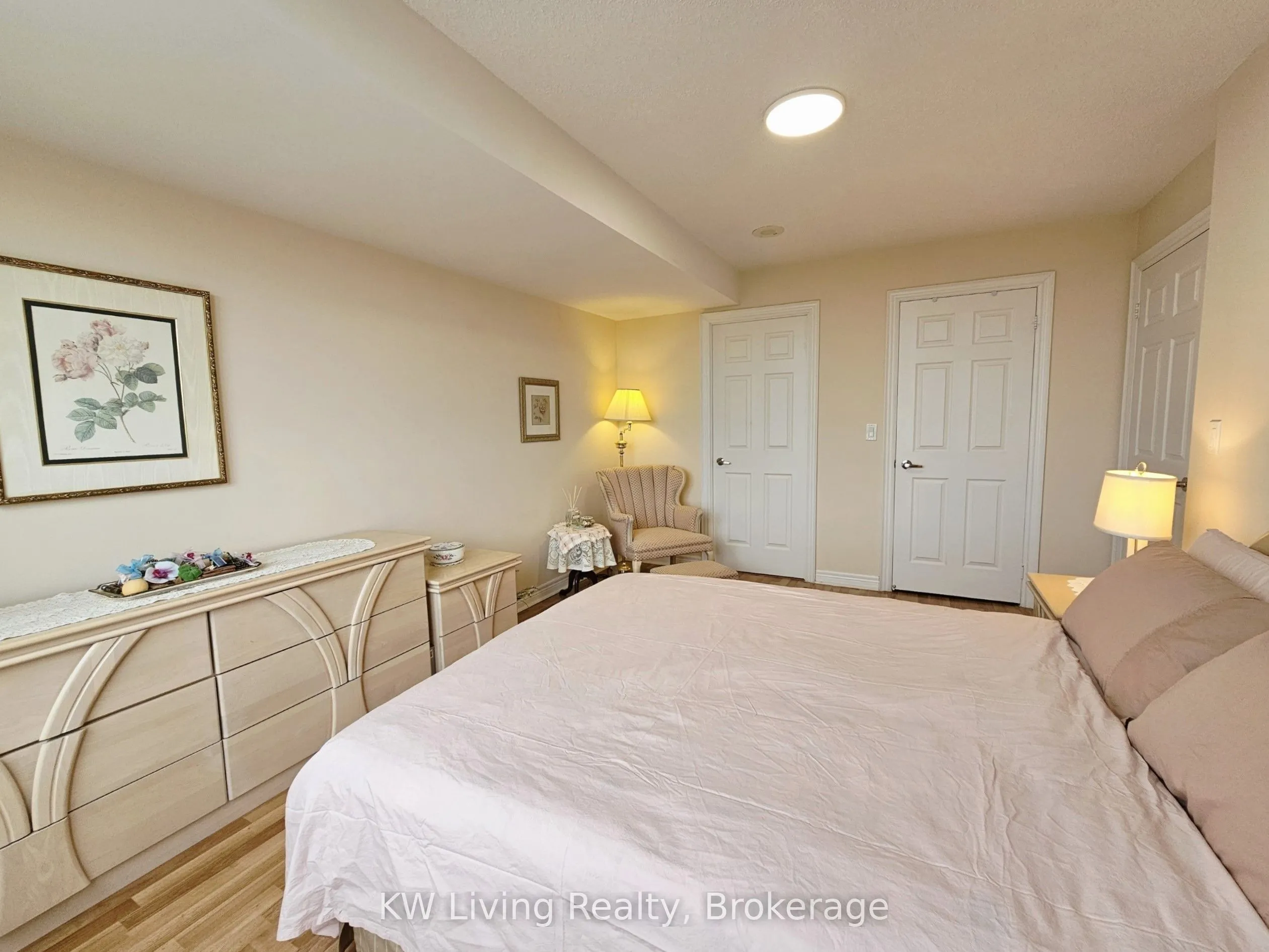 33 Cox Boulevard #1117
