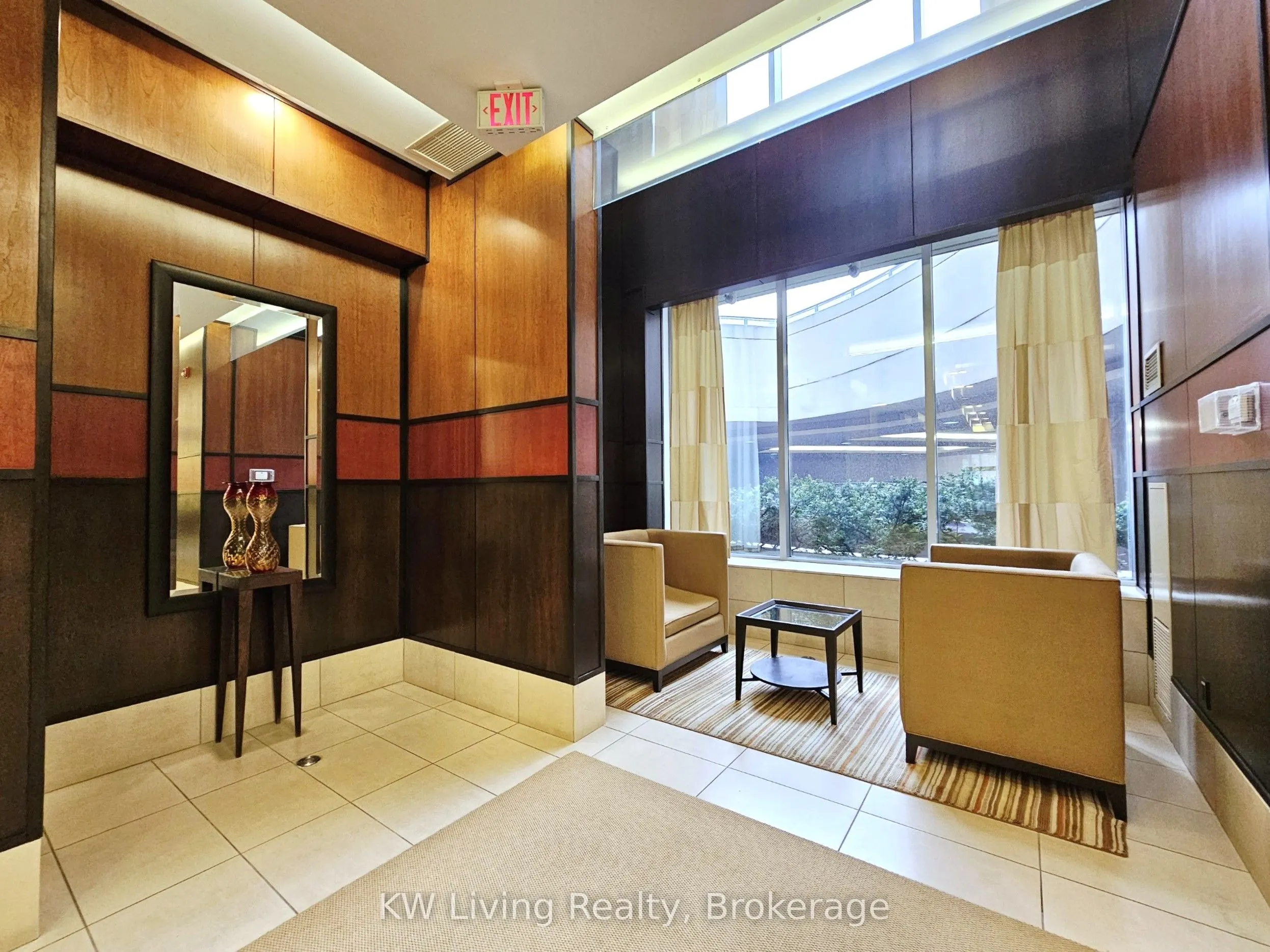 33 Cox Boulevard #1117