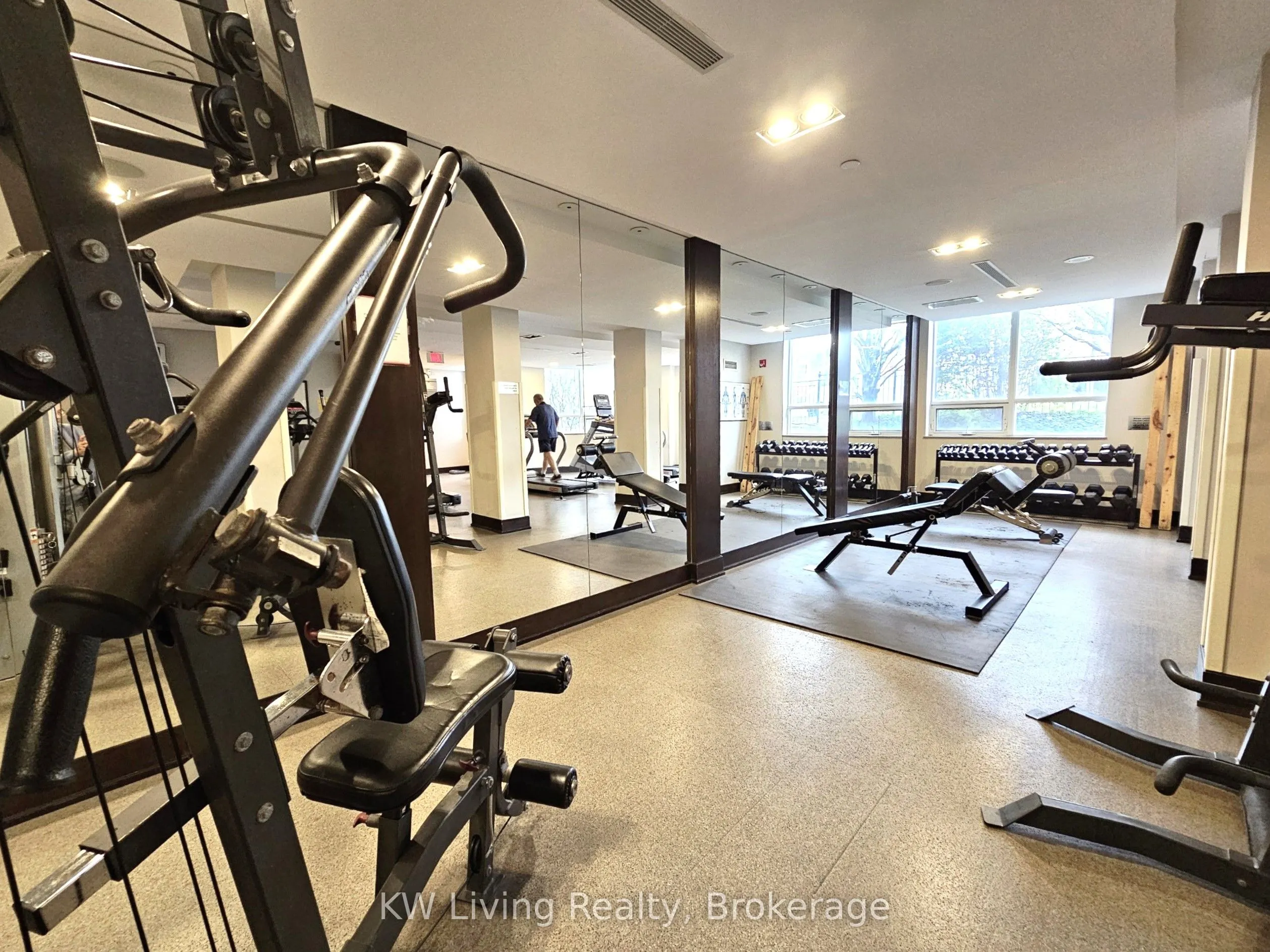 33 Cox Boulevard #1117