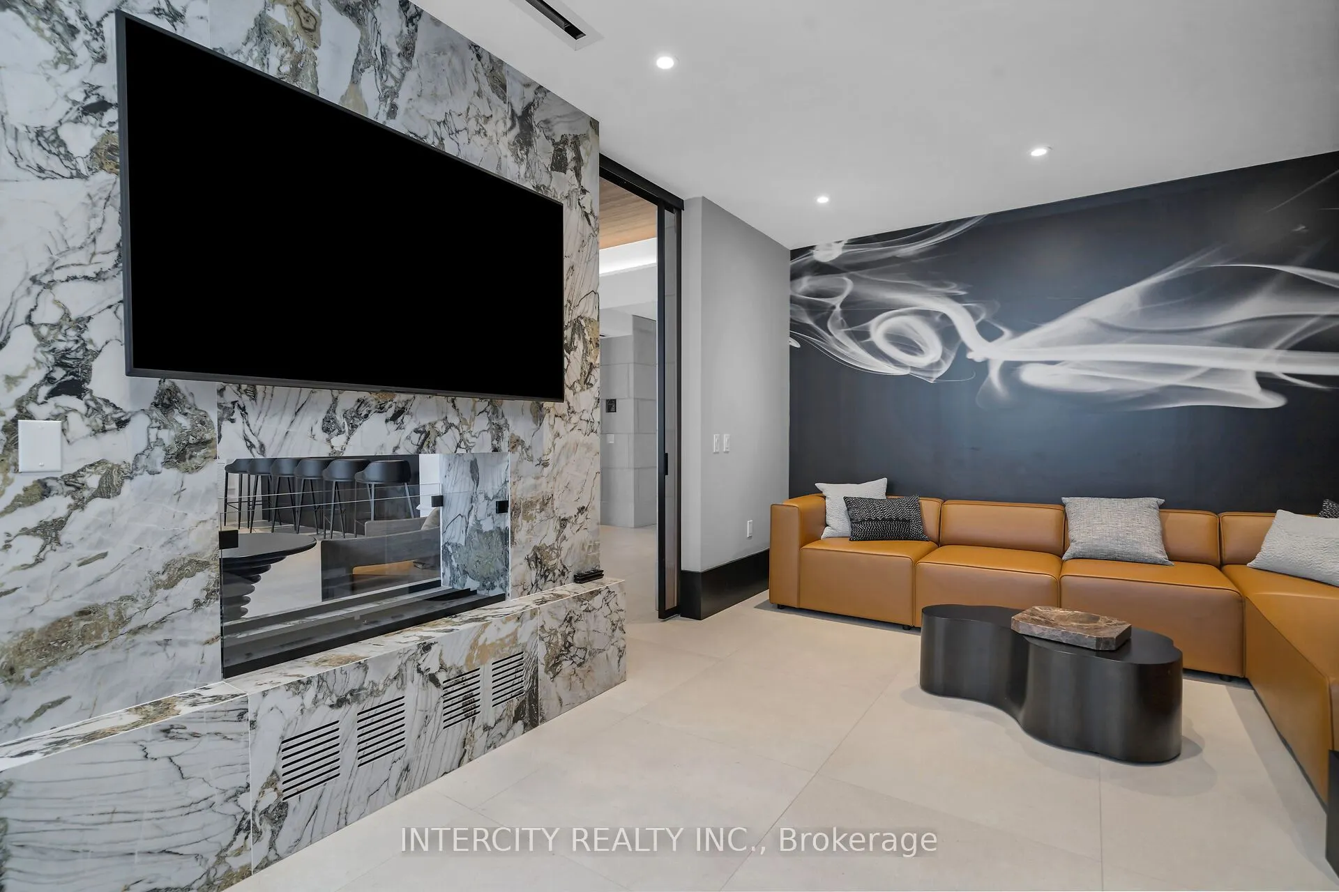 2075 King Road #312