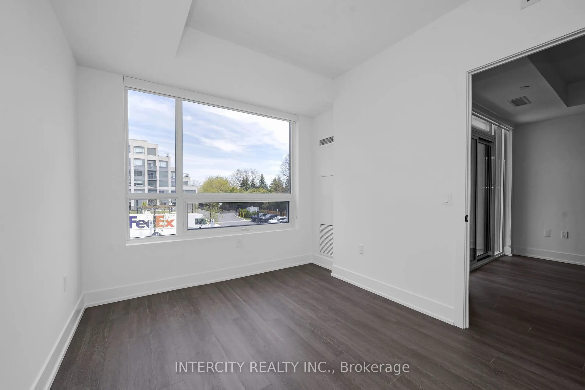 2075 King Road #215
