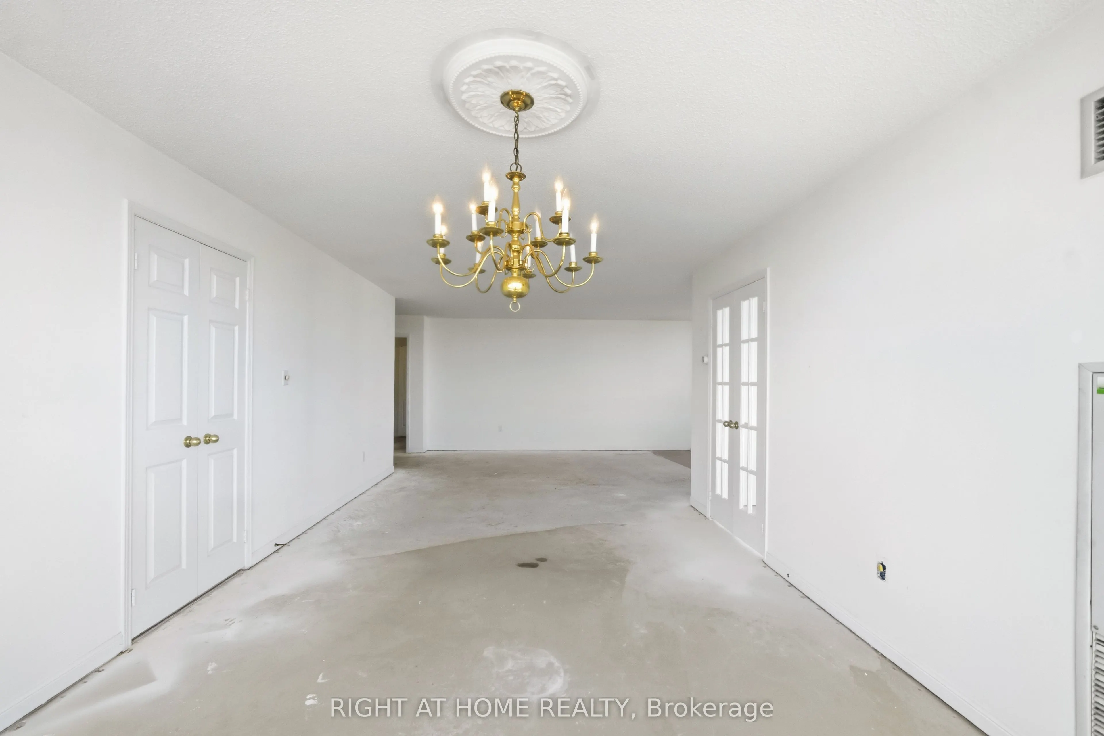610 BULLOCK Drive #803