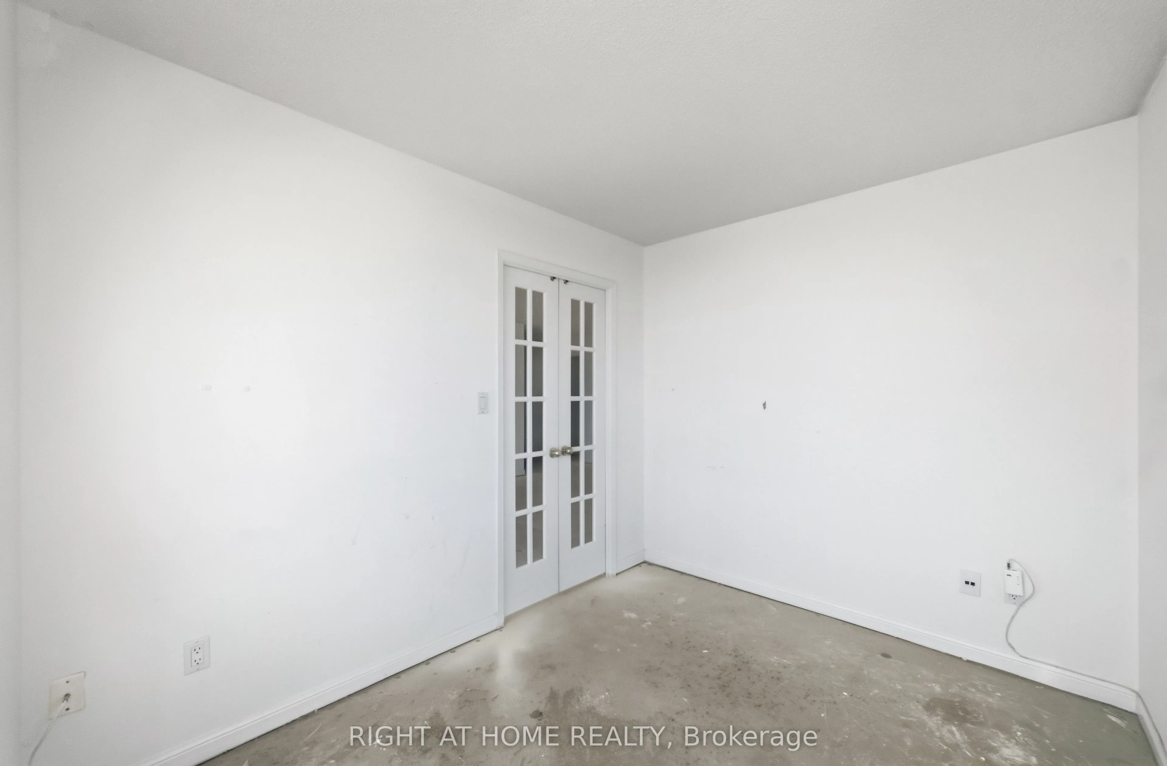 610 BULLOCK Drive #803