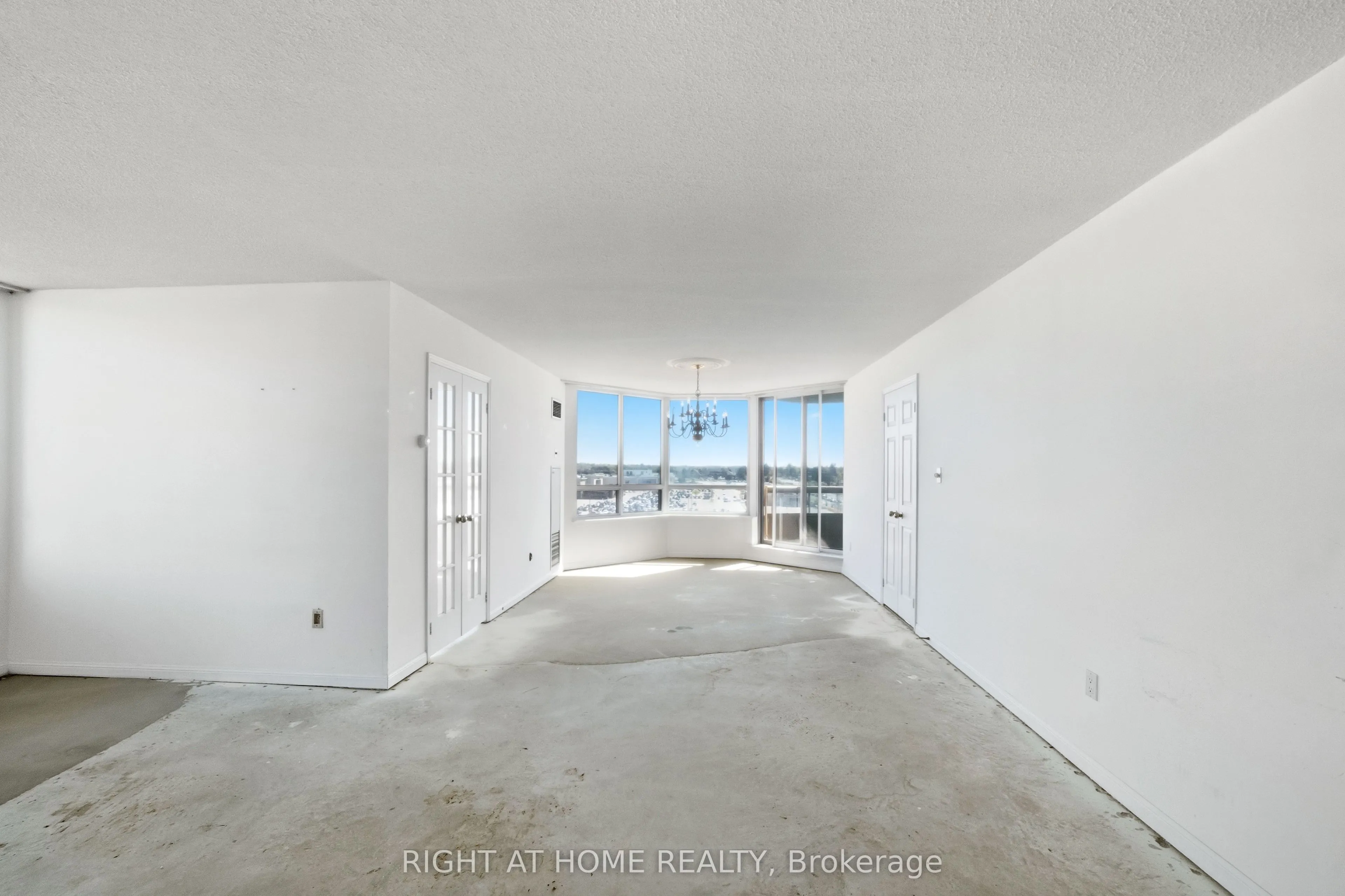610 BULLOCK Drive #803