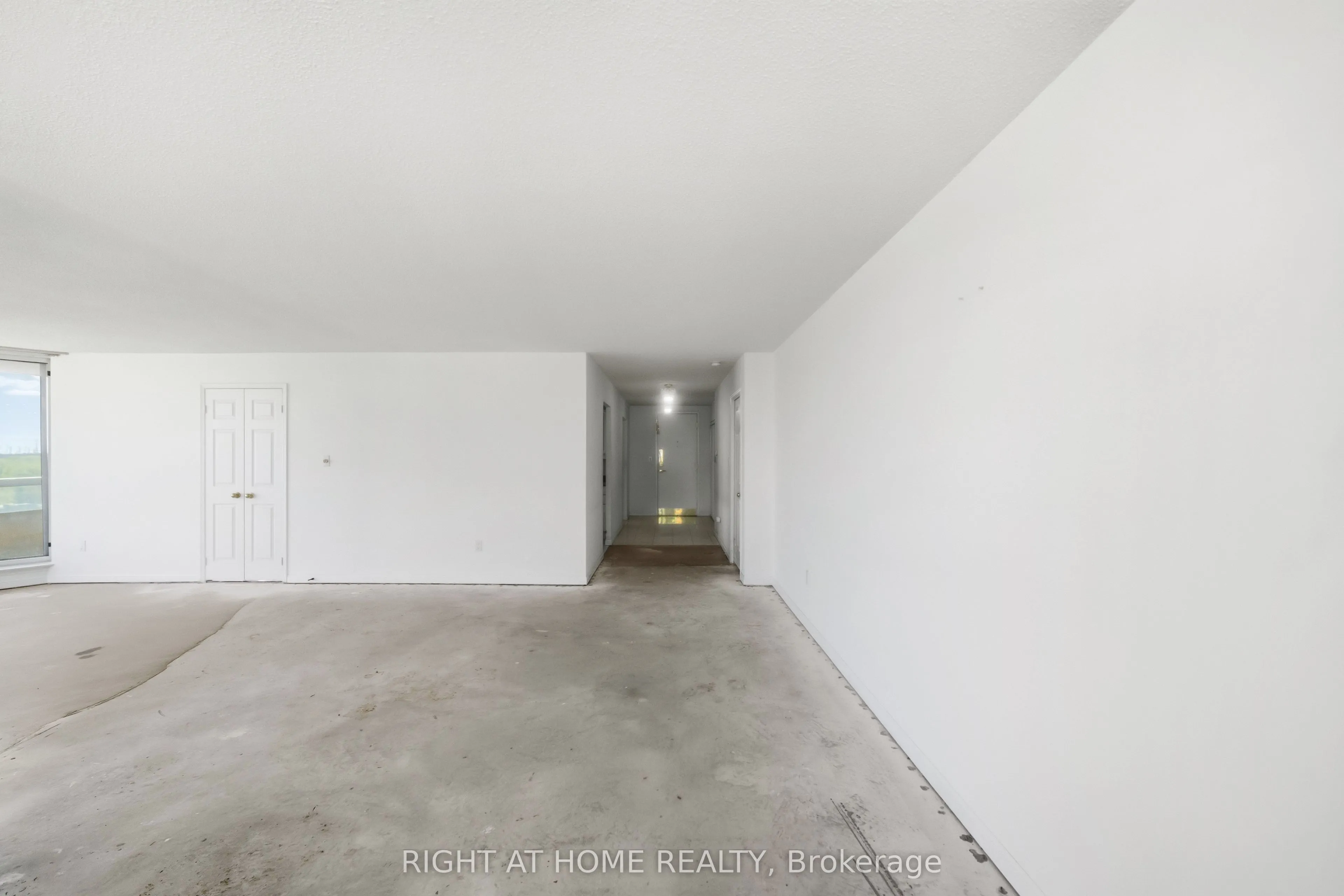 610 BULLOCK Drive #803