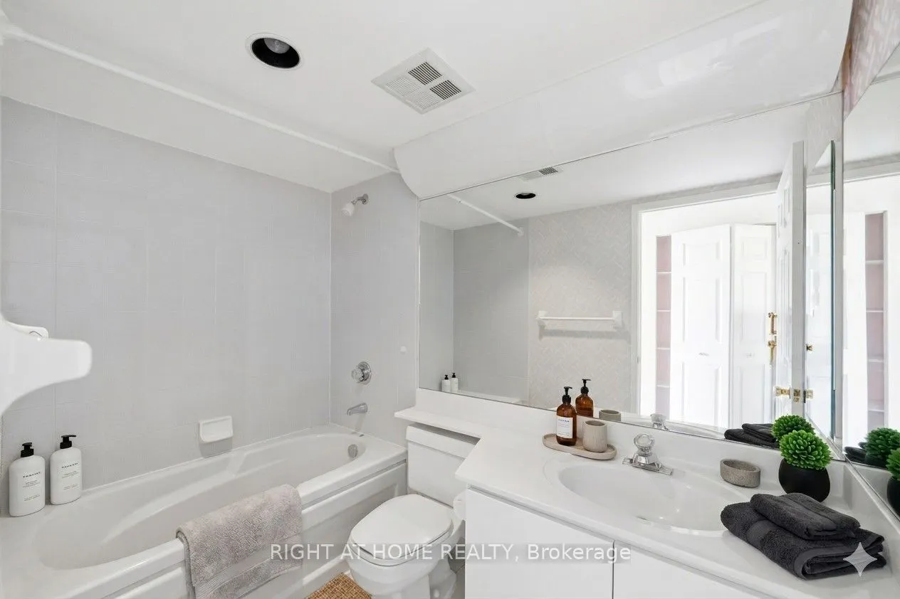 610 BULLOCK Drive #803