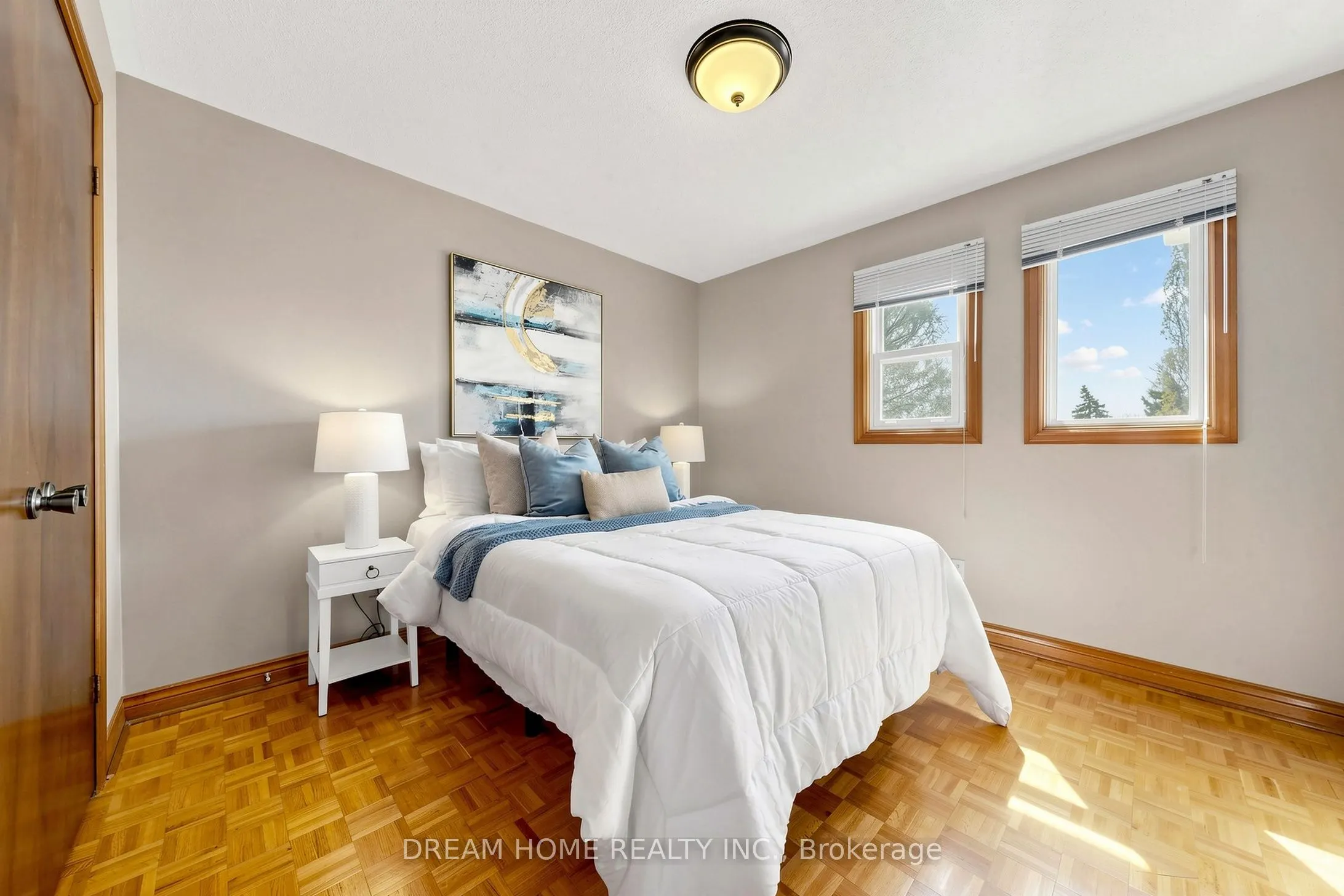 312 Valeria Boulevard
