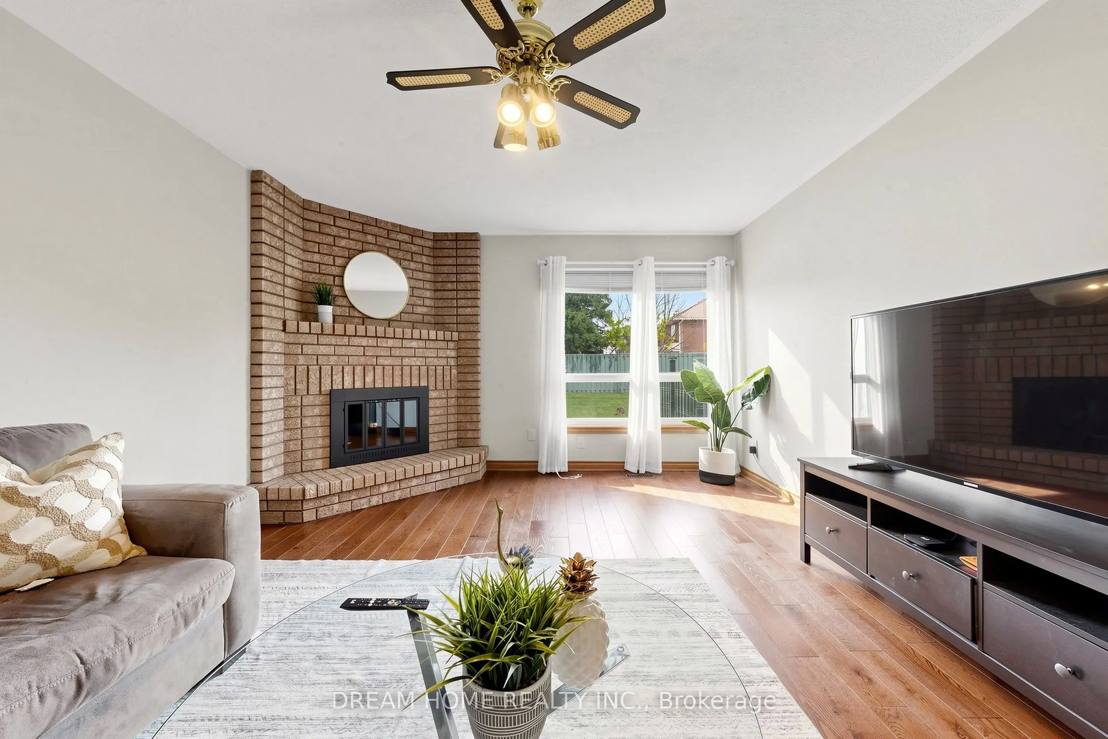 312 Valeria Boulevard
