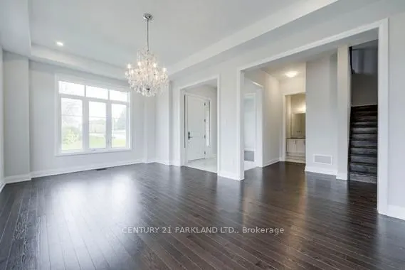 6 Dennis Reed Court