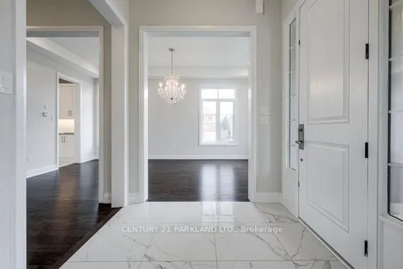 6 Dennis Reed Court