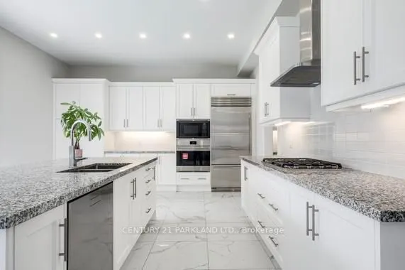 6 Dennis Reed Court