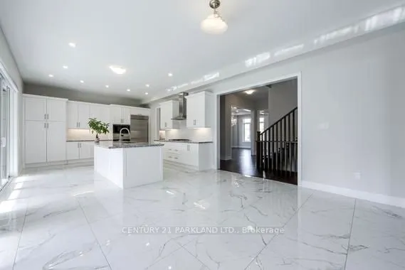 6 Dennis Reed Court