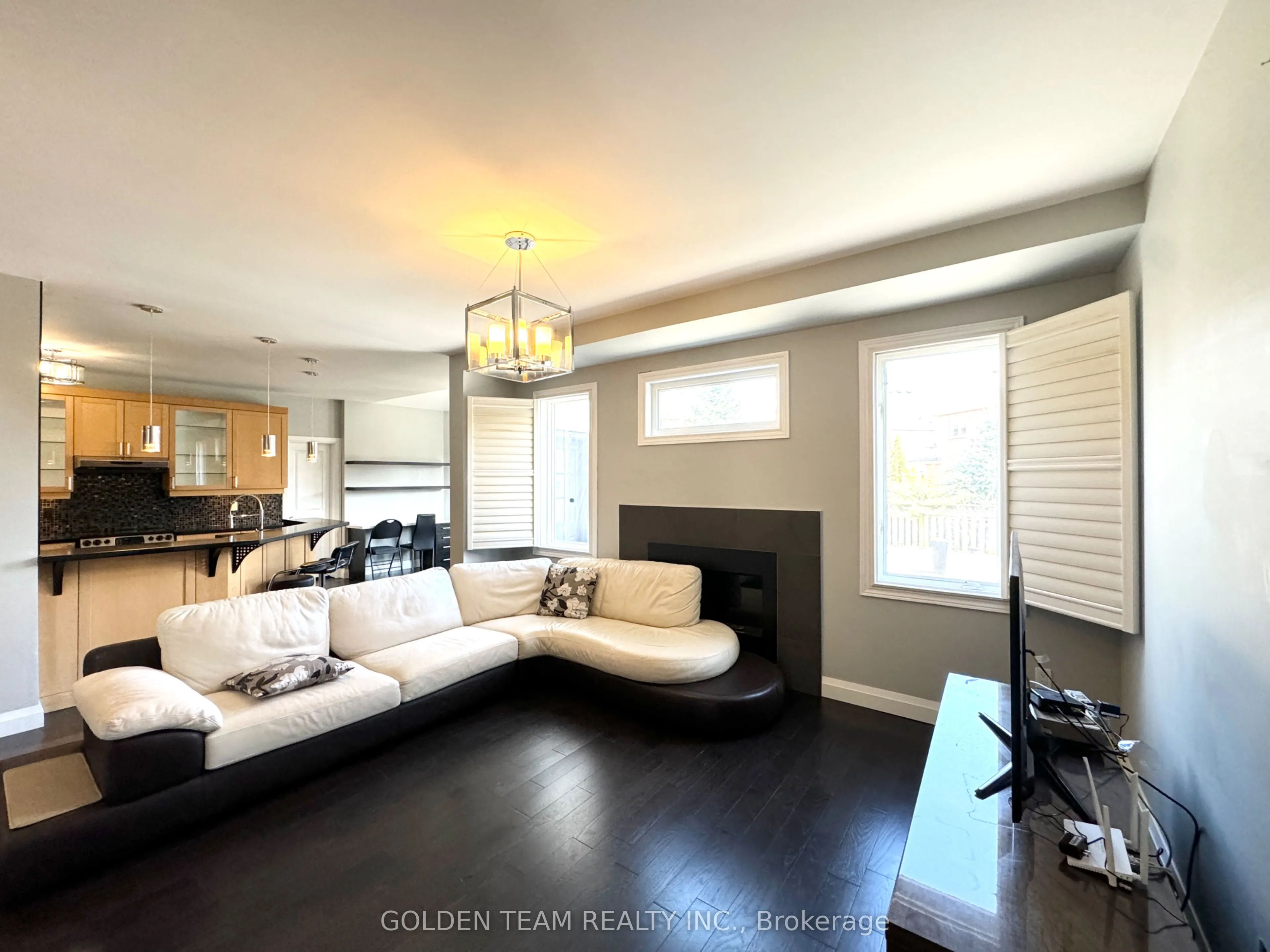 9 Ridgecrest Road