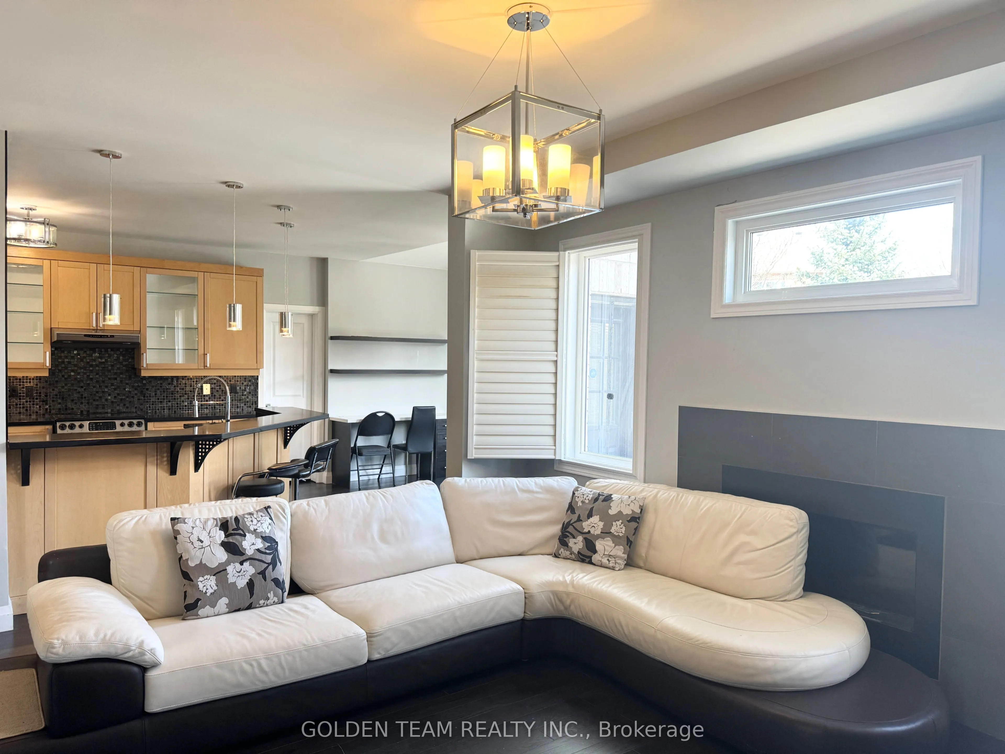 9 Ridgecrest Road