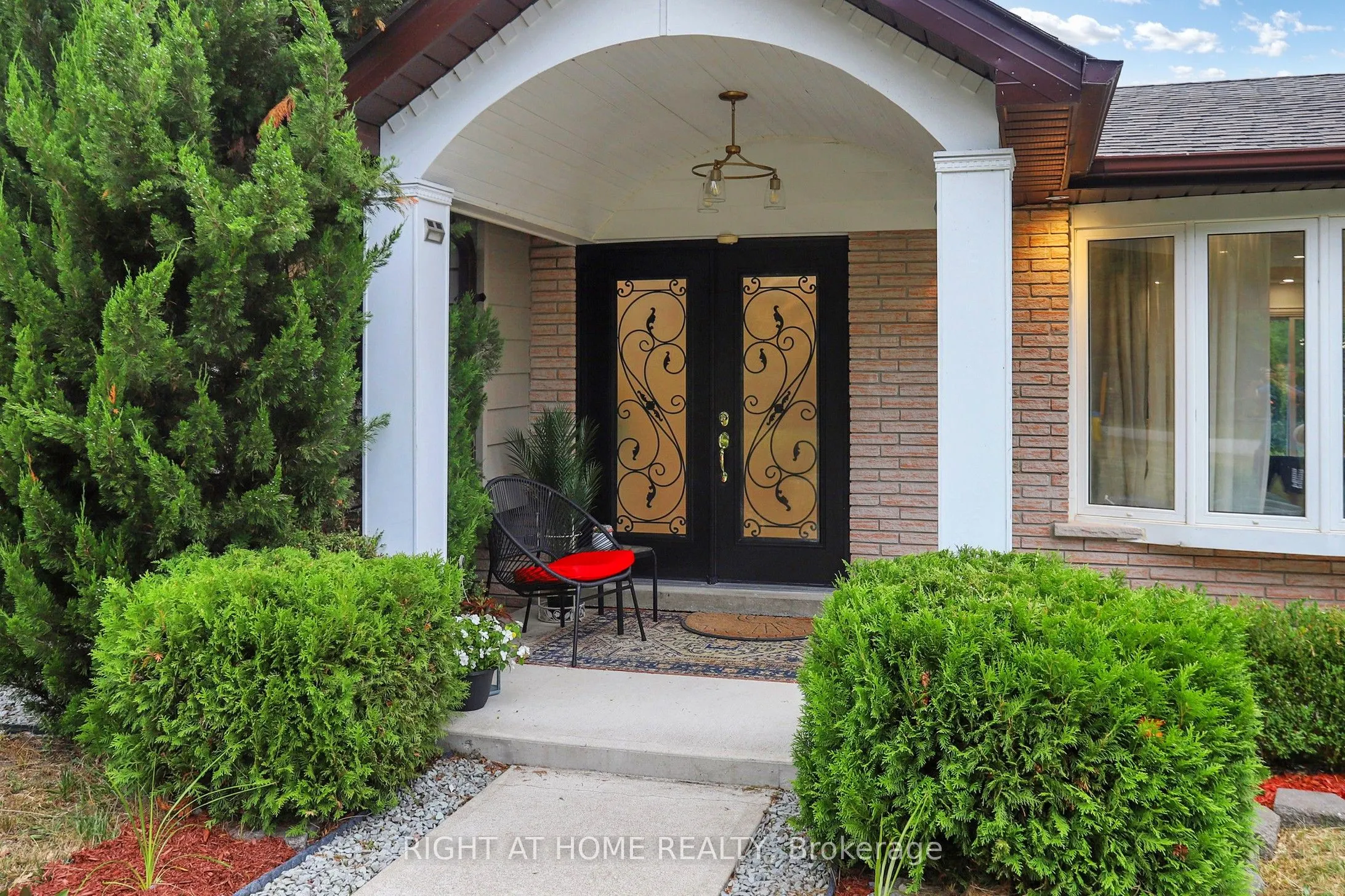 388 Bouchier Street