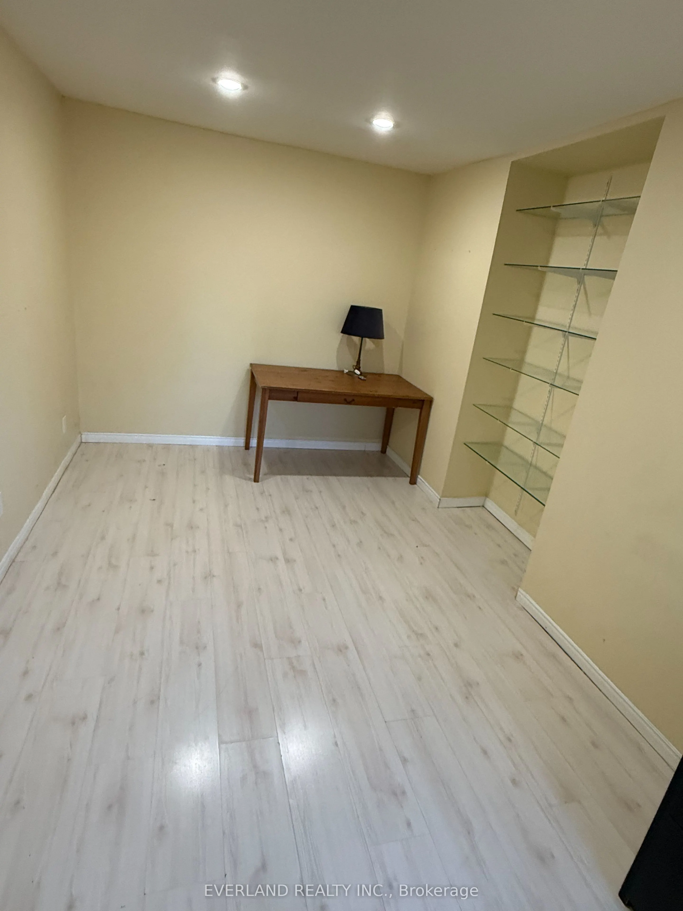 156 Bristol Road #Basement