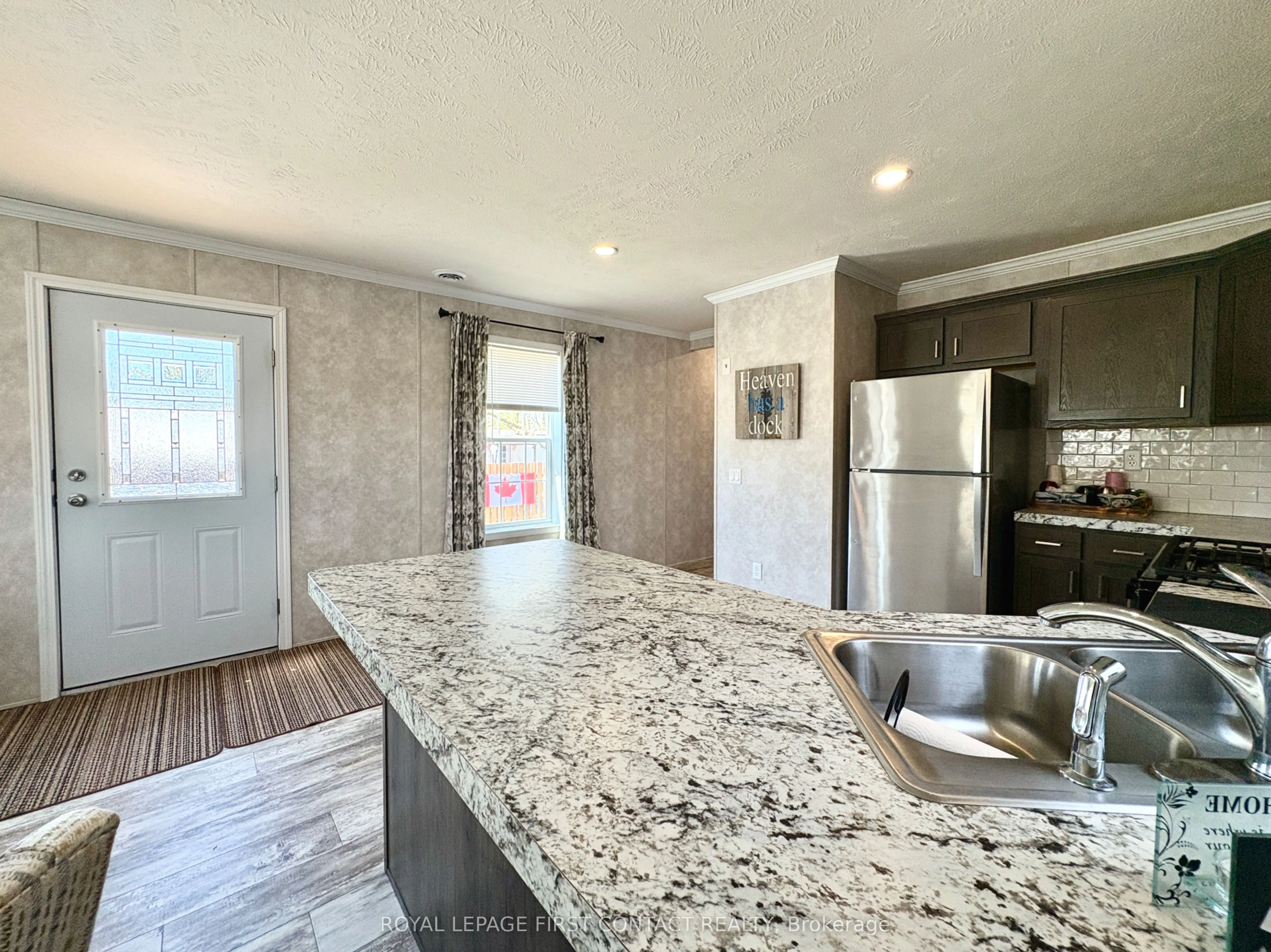 40 SHAMROCK Crescent