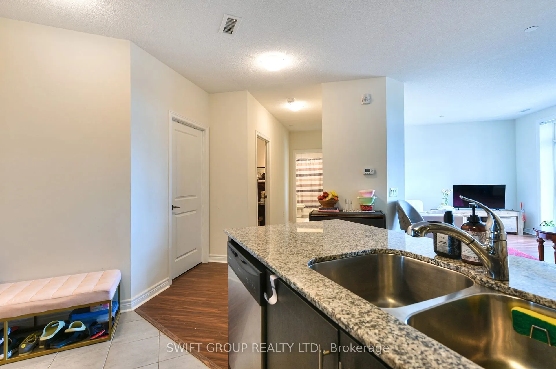 7325 Markham Road #415