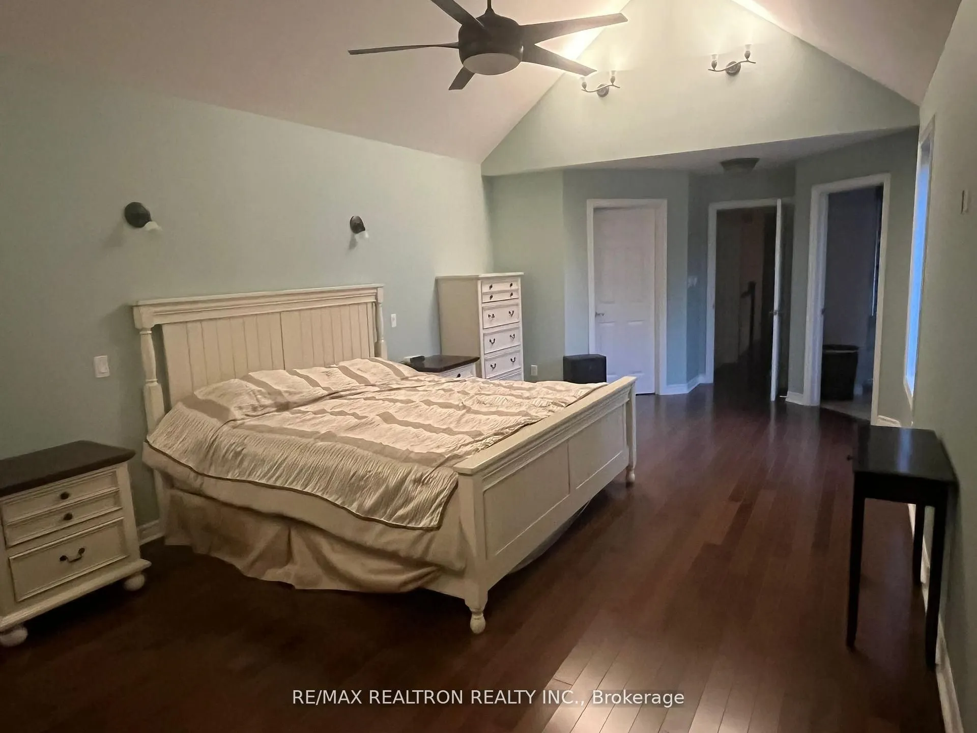 6 Joanna Crescent
