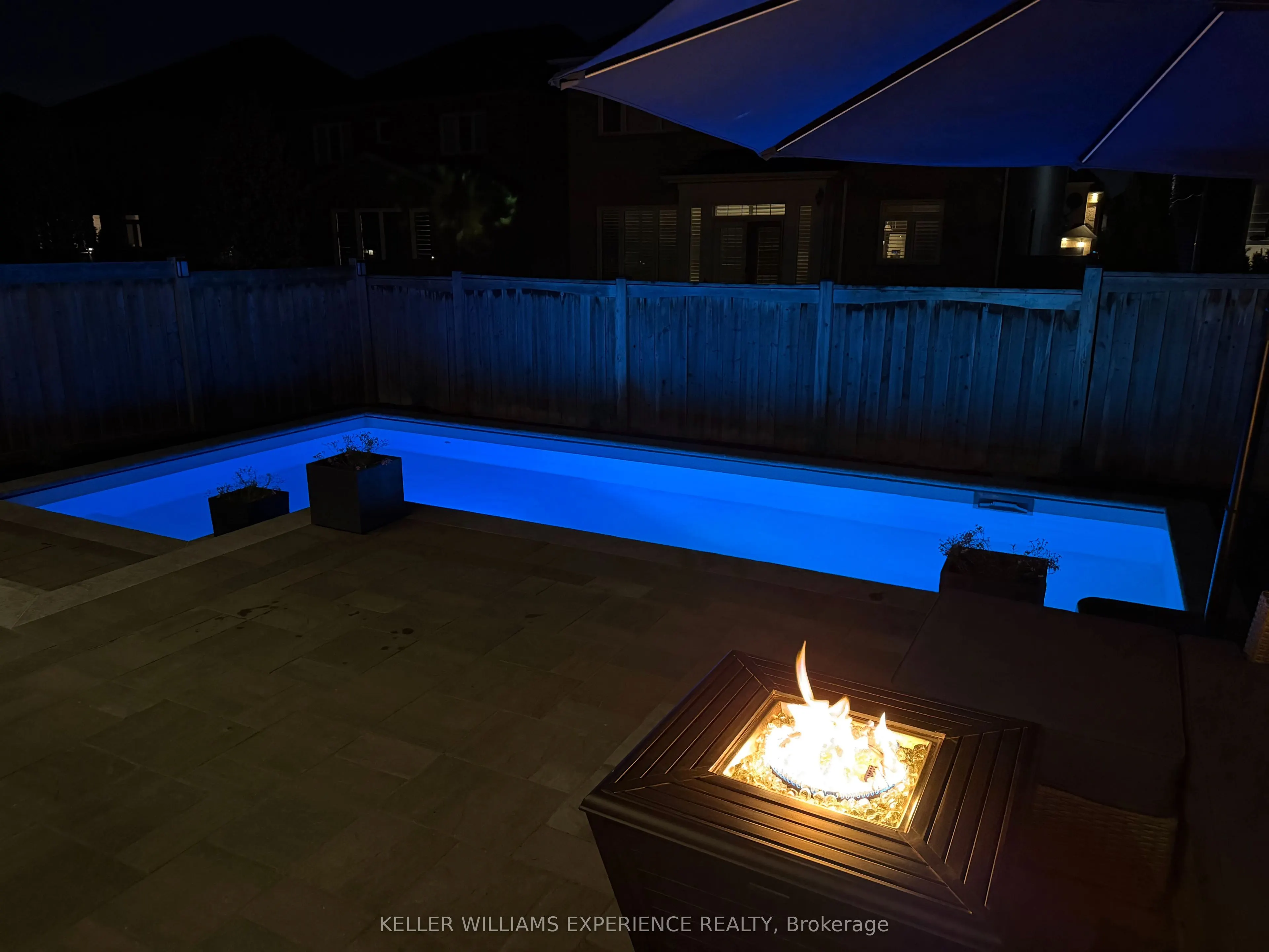 229 Blue Dasher Boulevard
