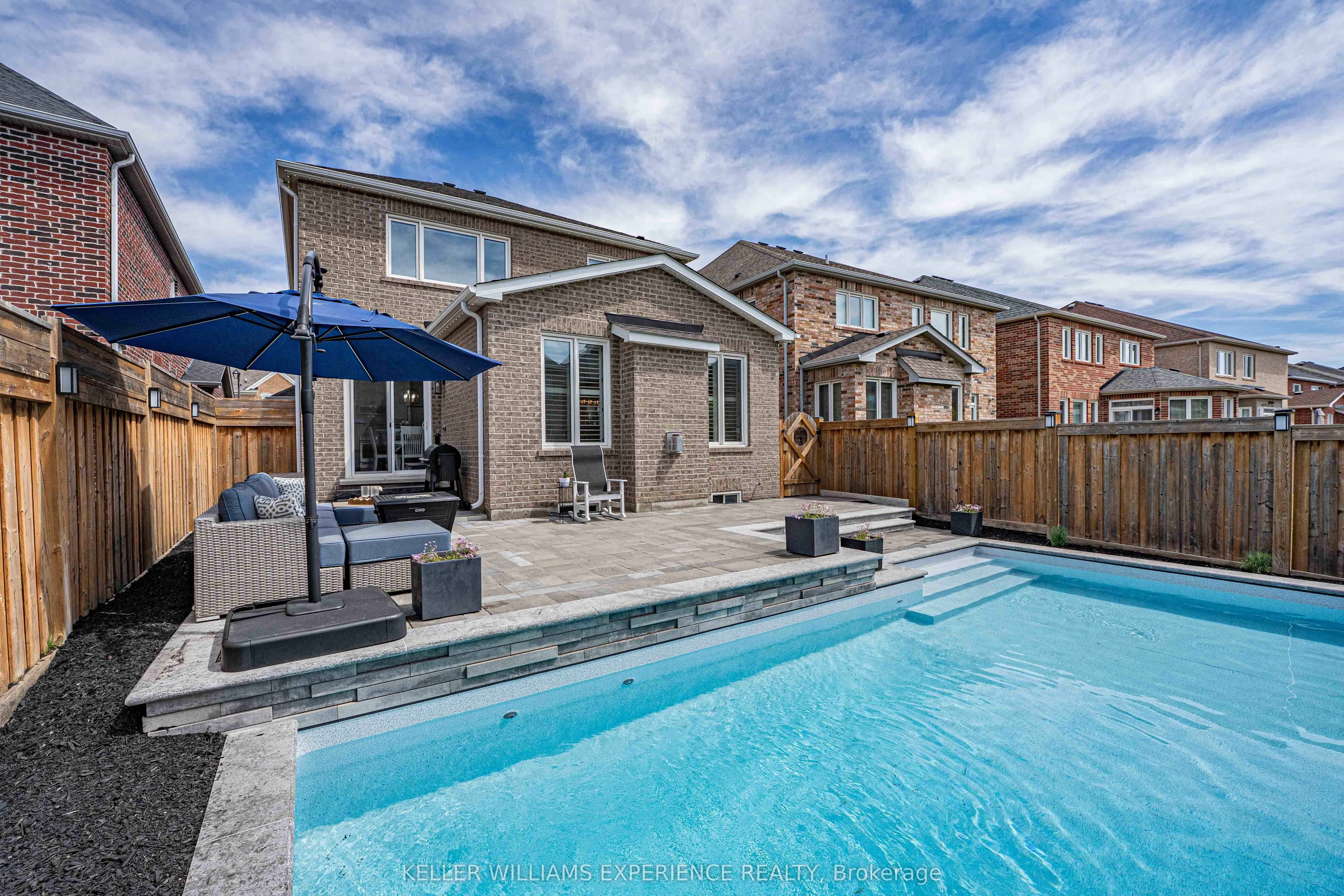 229 Blue Dasher Boulevard