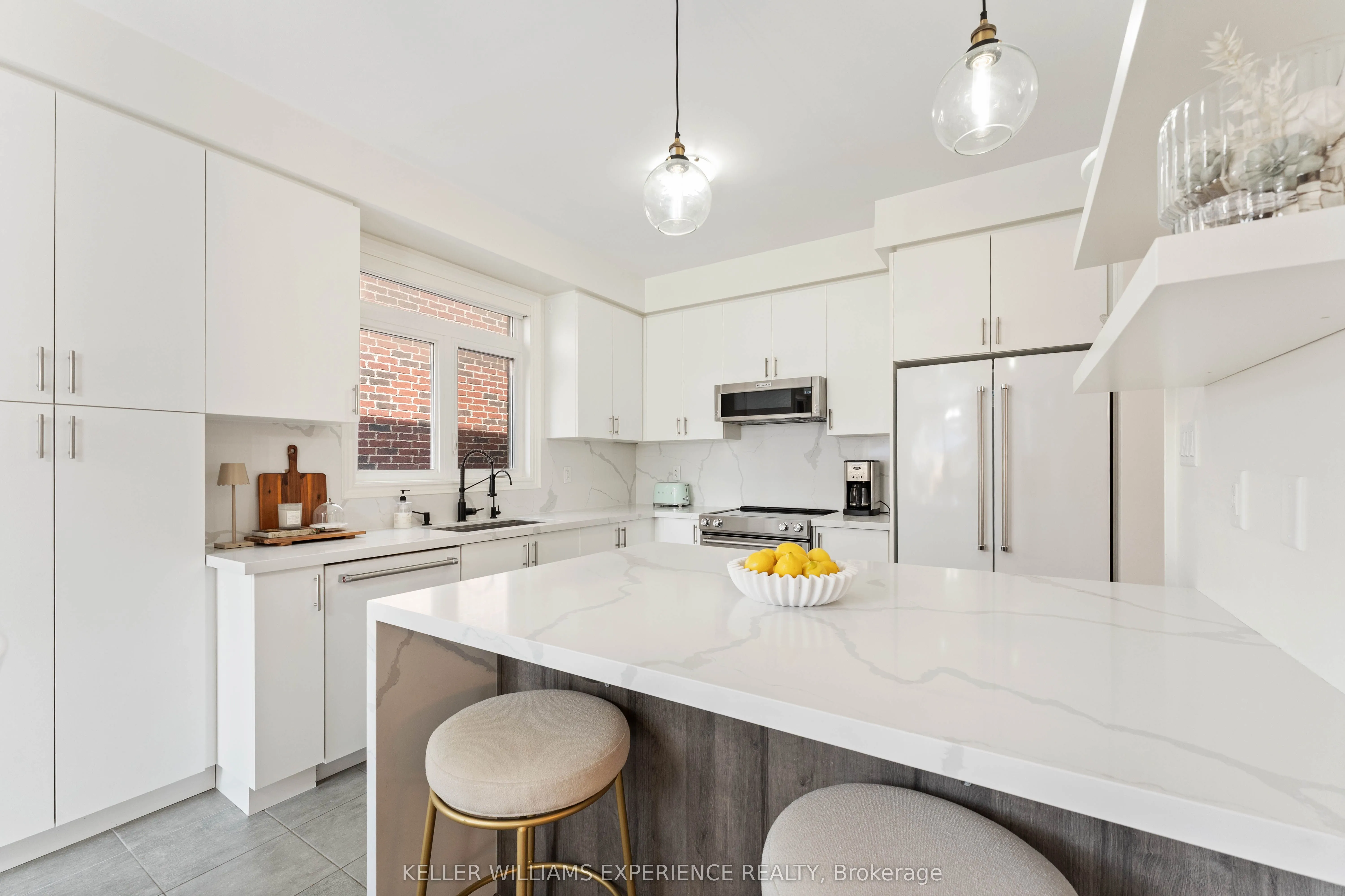 229 Blue Dasher Boulevard