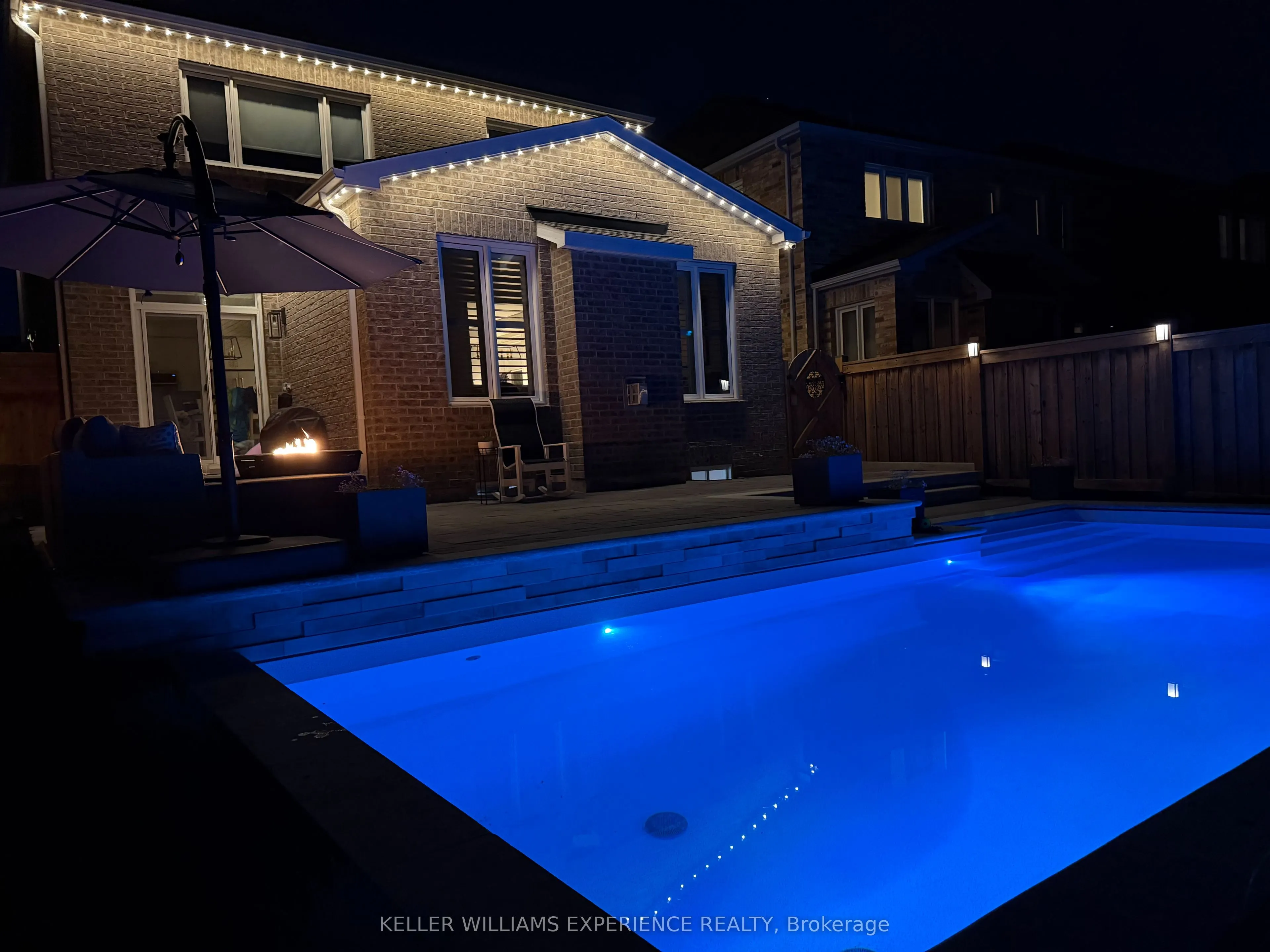 229 Blue Dasher Boulevard