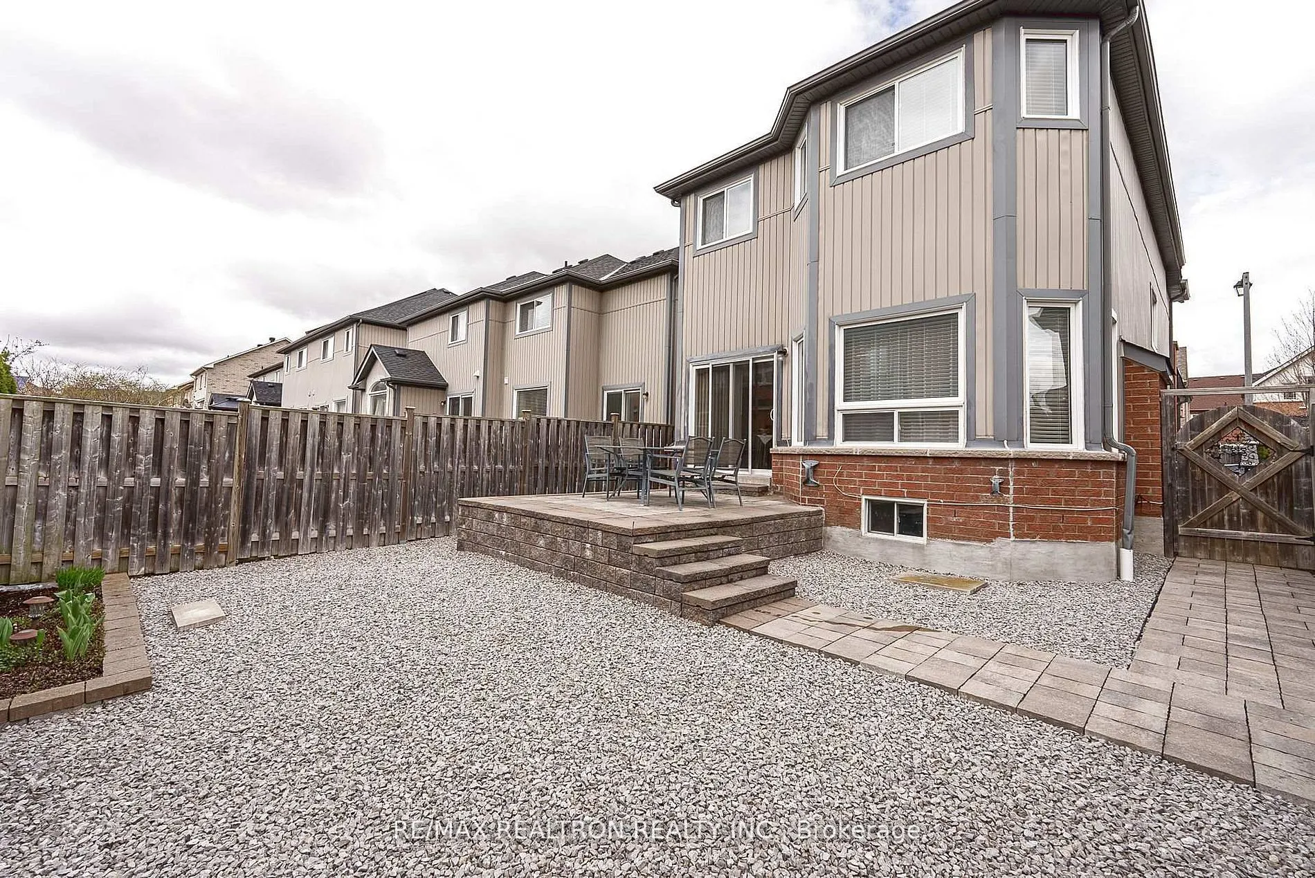15 Brumstead Drive N