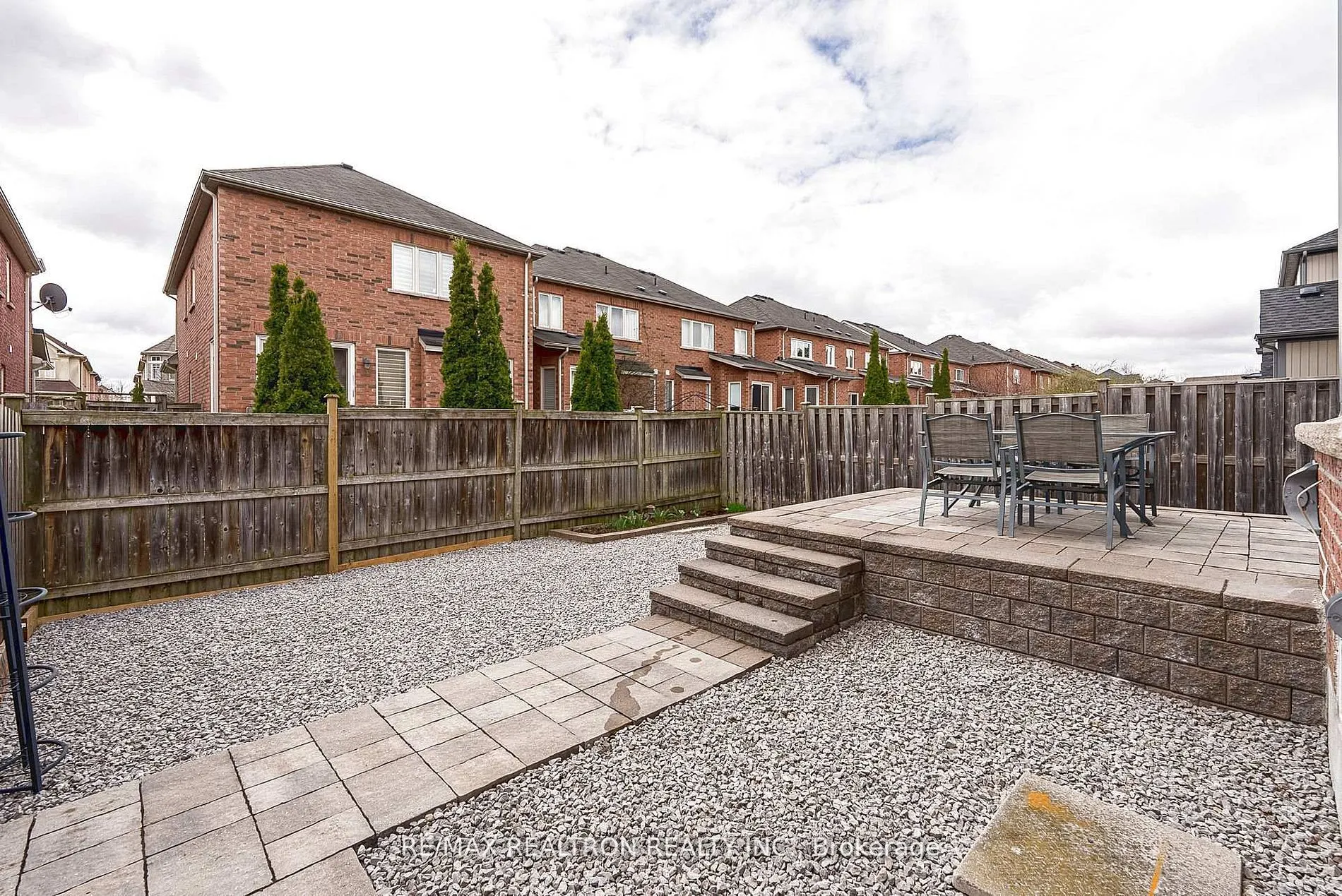 15 Brumstead Drive N