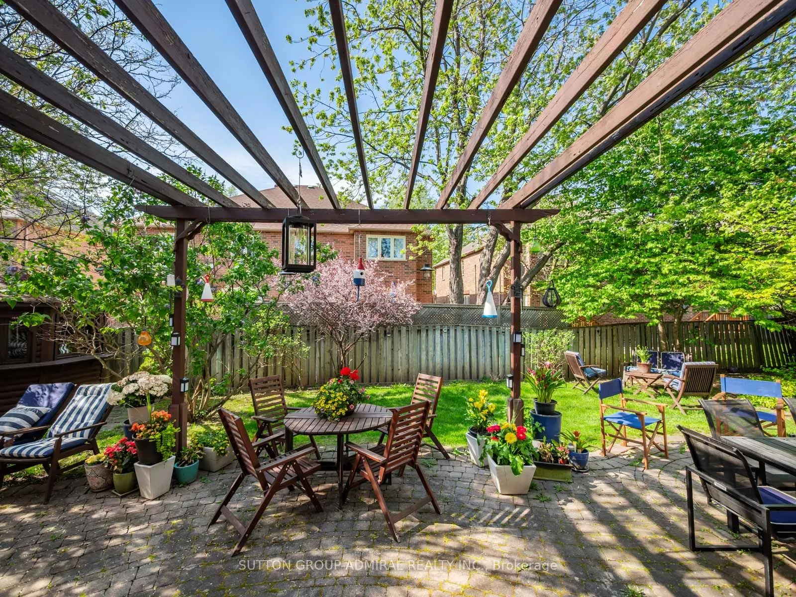 49 Miriam Crescent