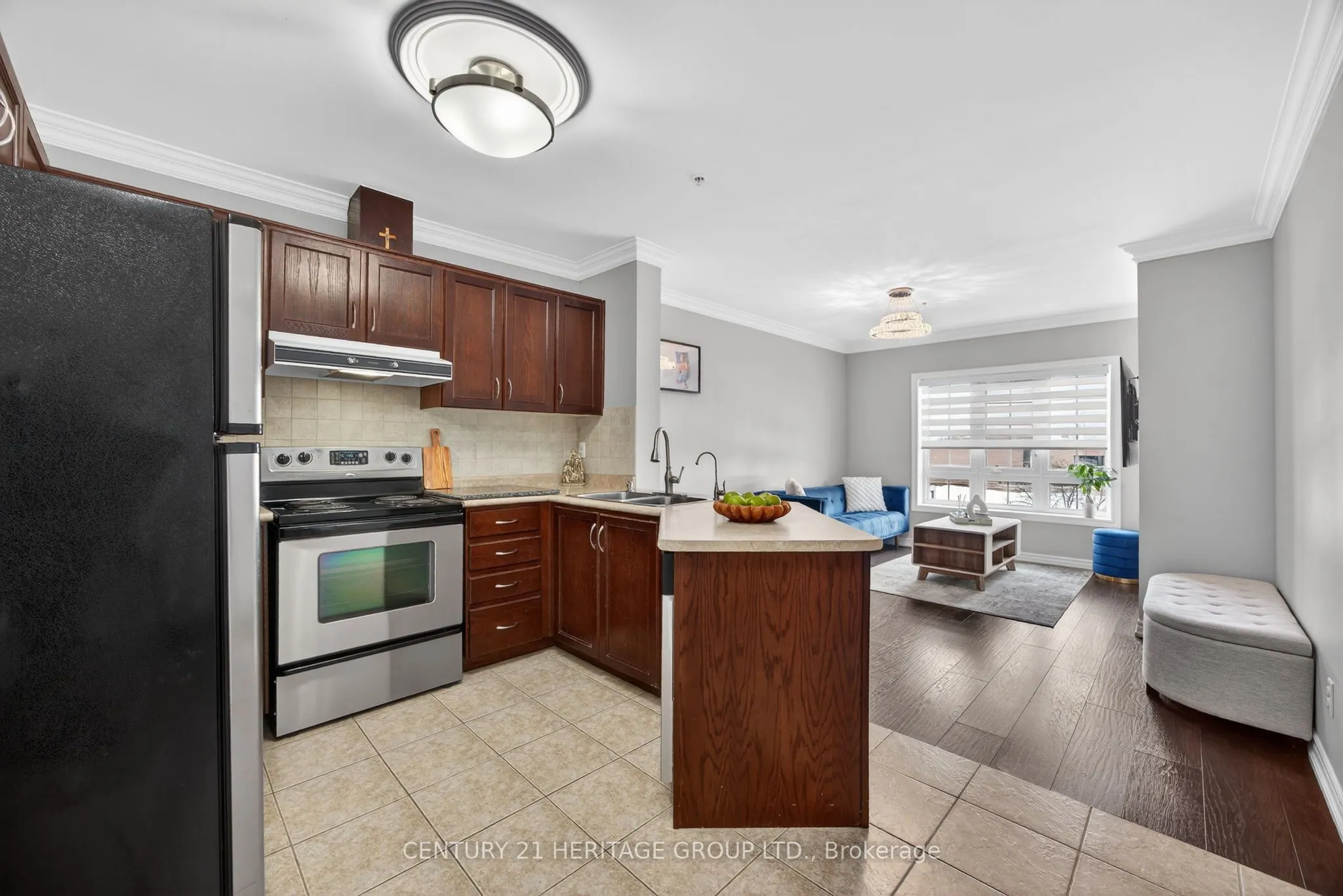 112 Simcoe Road #214