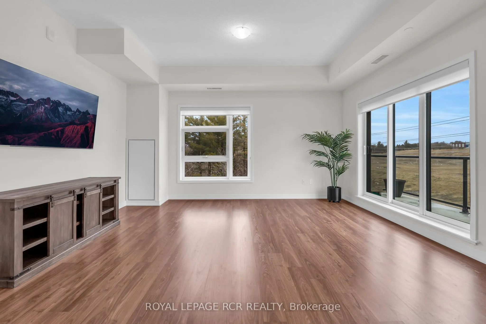 555 William Graham Drive #413