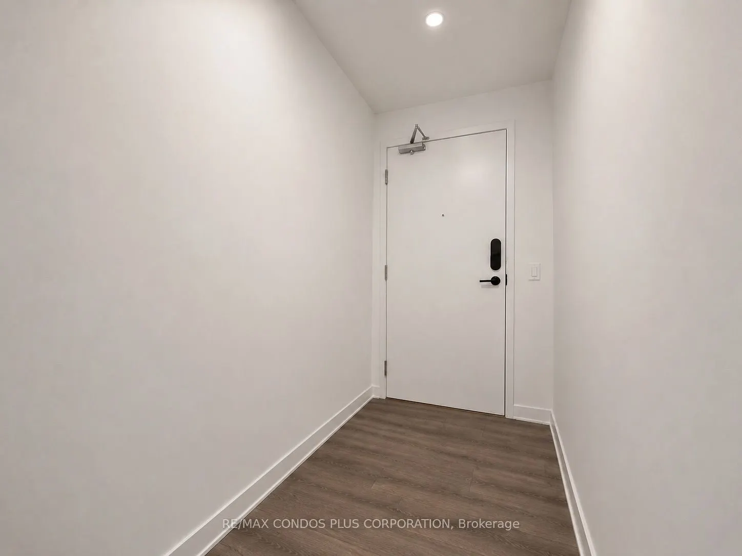 105 Oneida Crescent #503