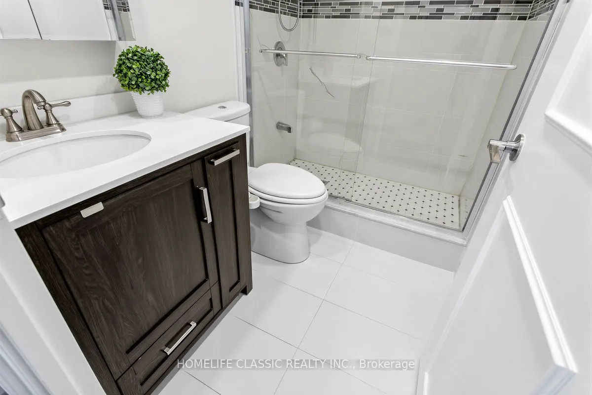 40 Baif Boulevard #803