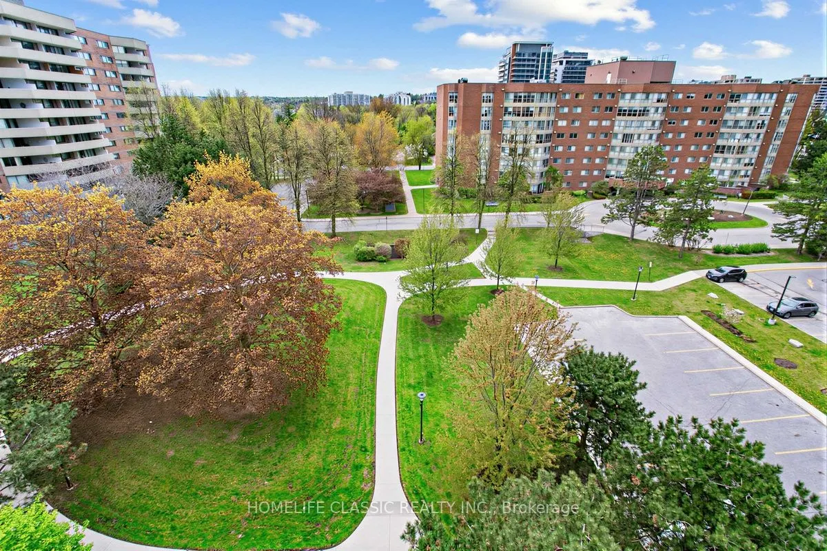 40 Baif Boulevard #803