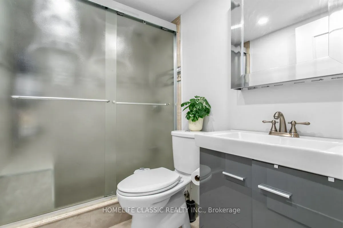 40 Baif Boulevard #803