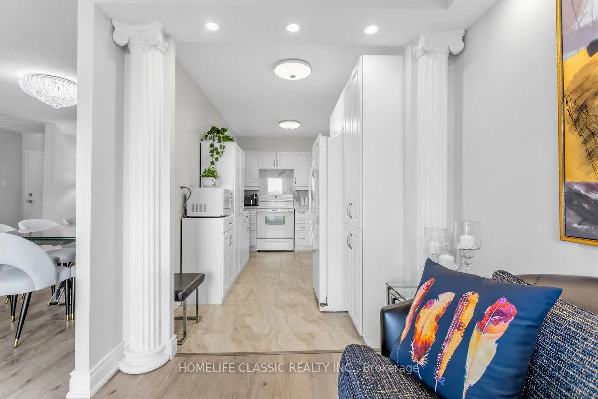 40 Baif Boulevard #803