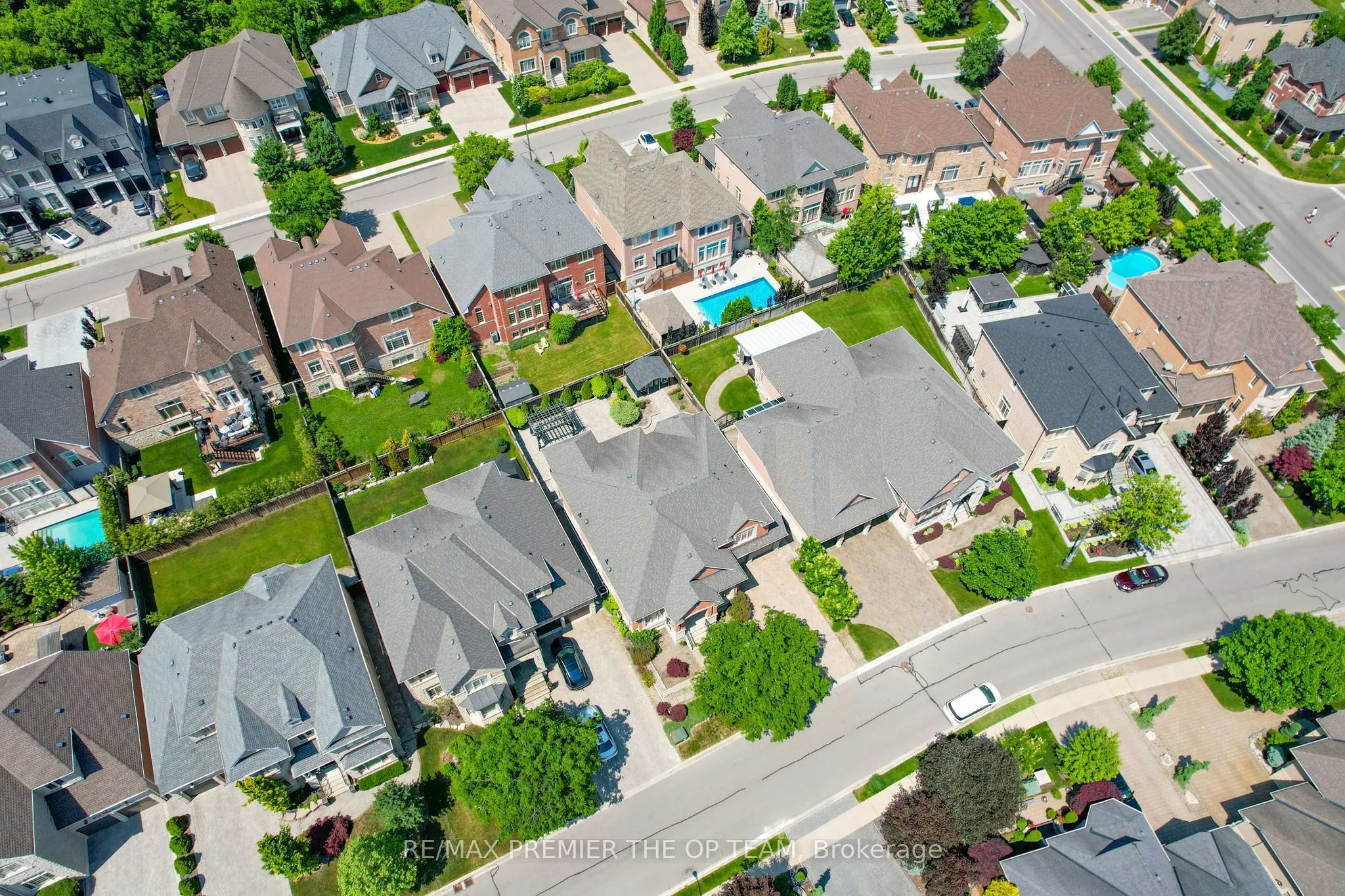 24 Grand Vellore Crescent