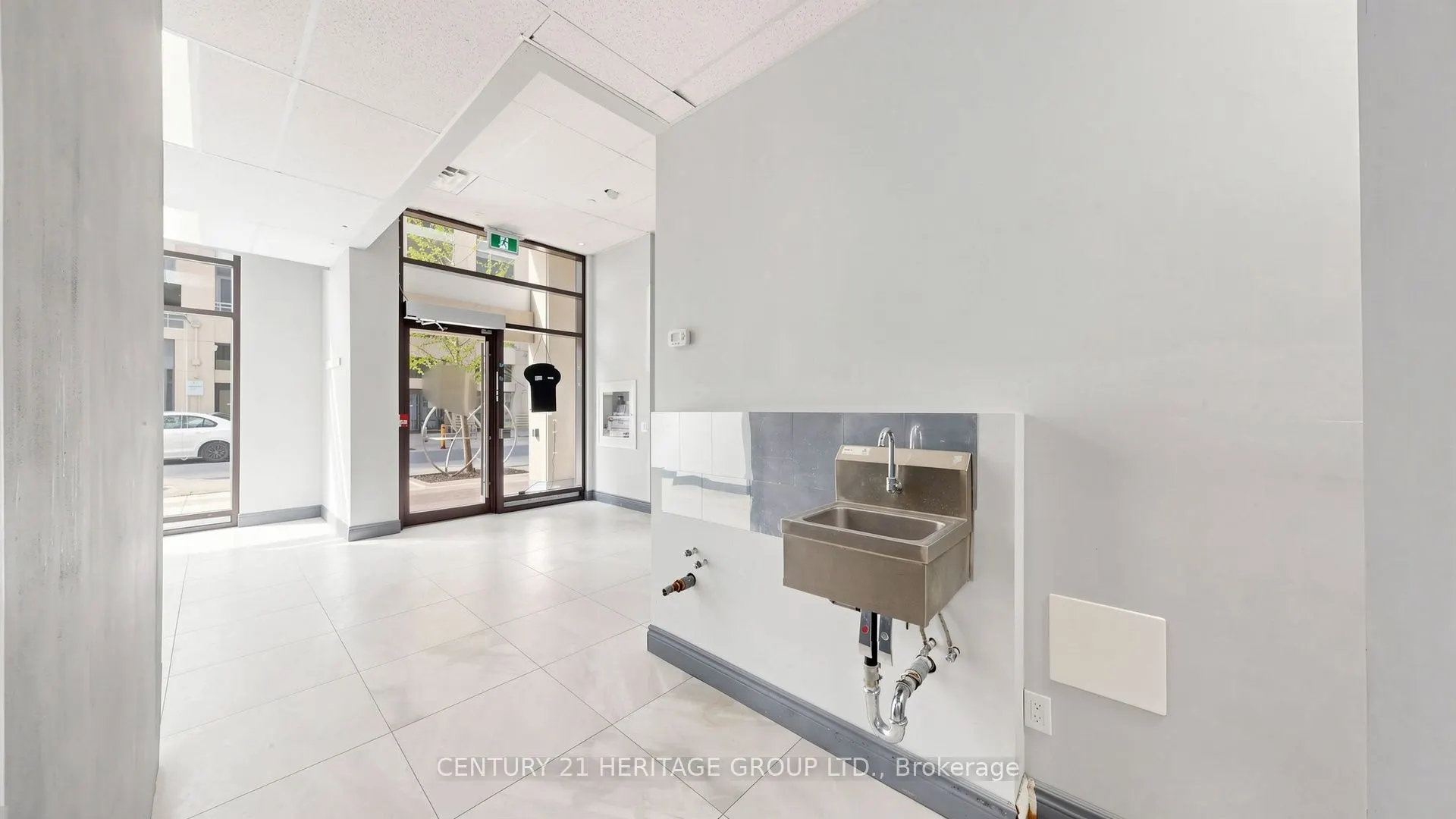 9205 Yonge Street #Level 1 unit 9 (NE-1)