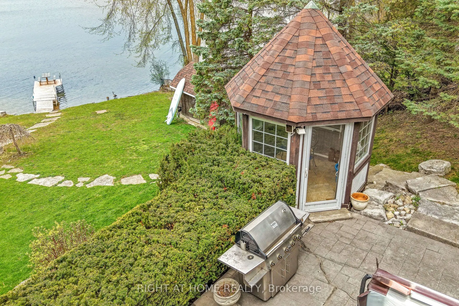 566 Sunset Beach Road