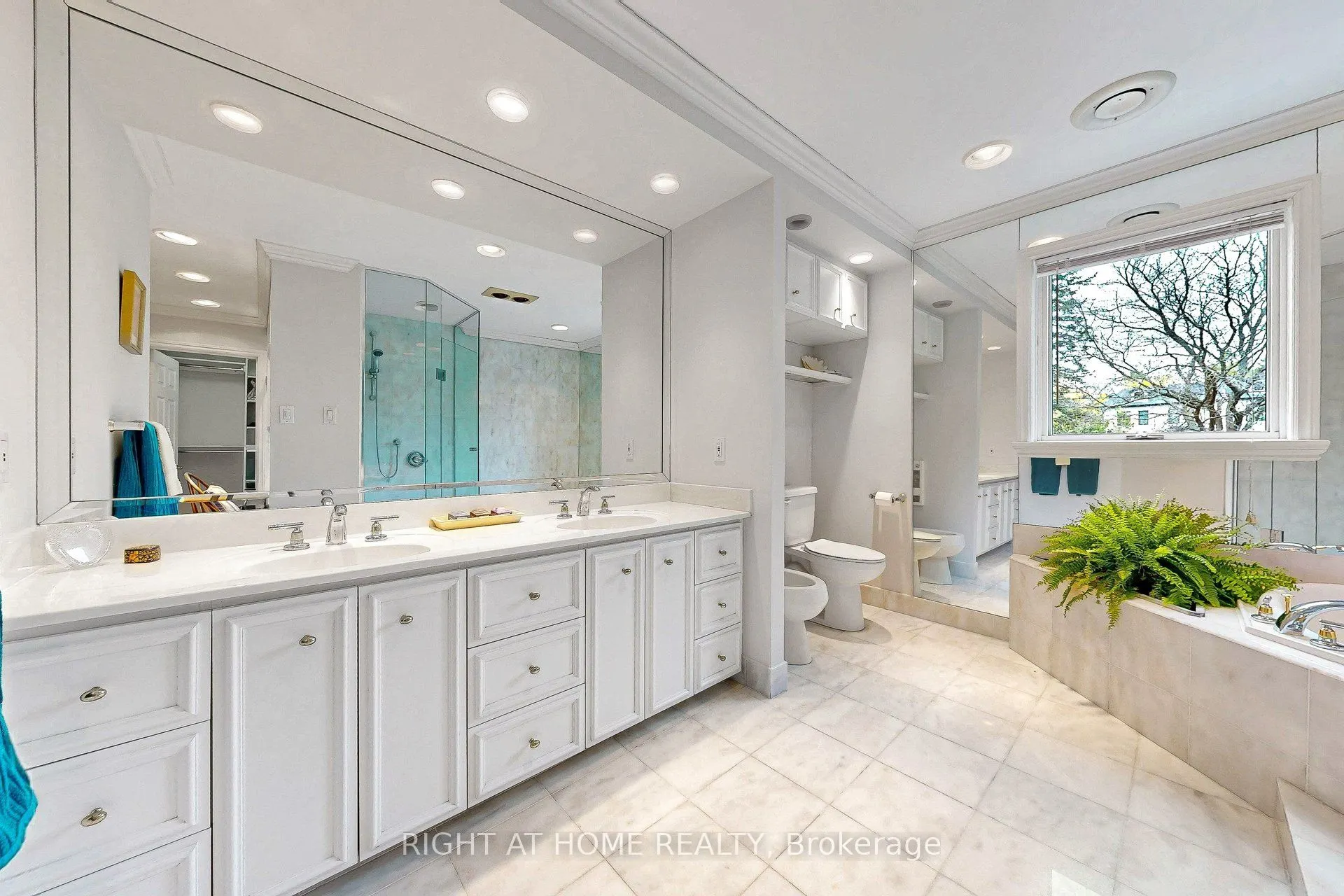 566 Sunset Beach Road