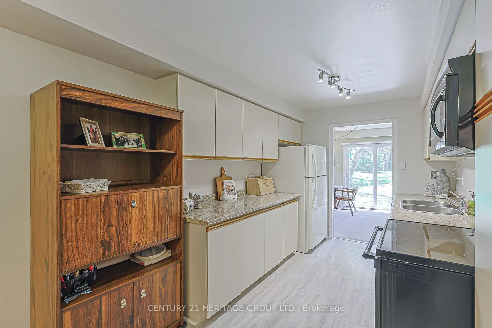 707 Caradonna Crescent #35